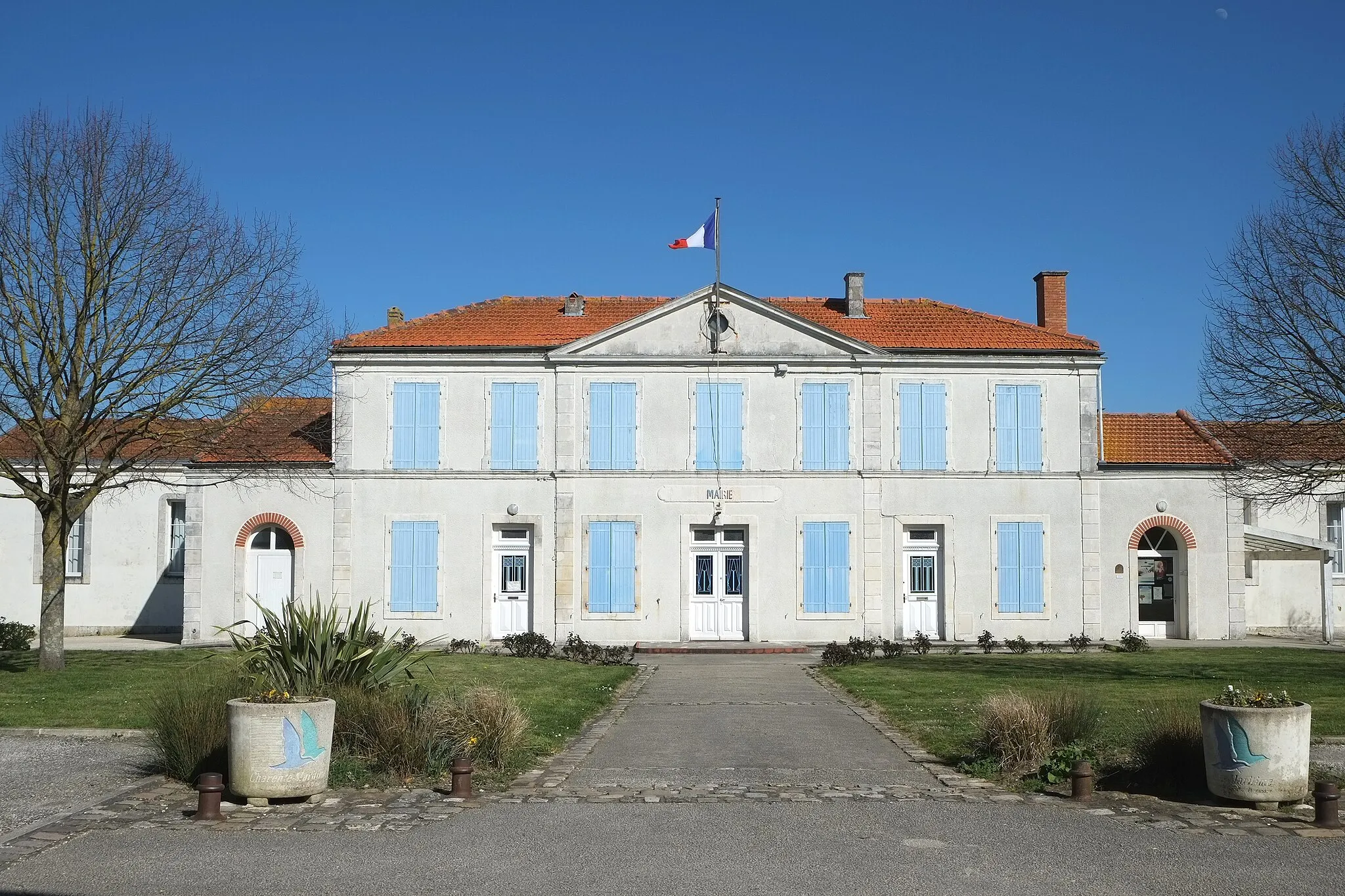 Photo showing: Mairie Breuil-Magné Charente Maritime France