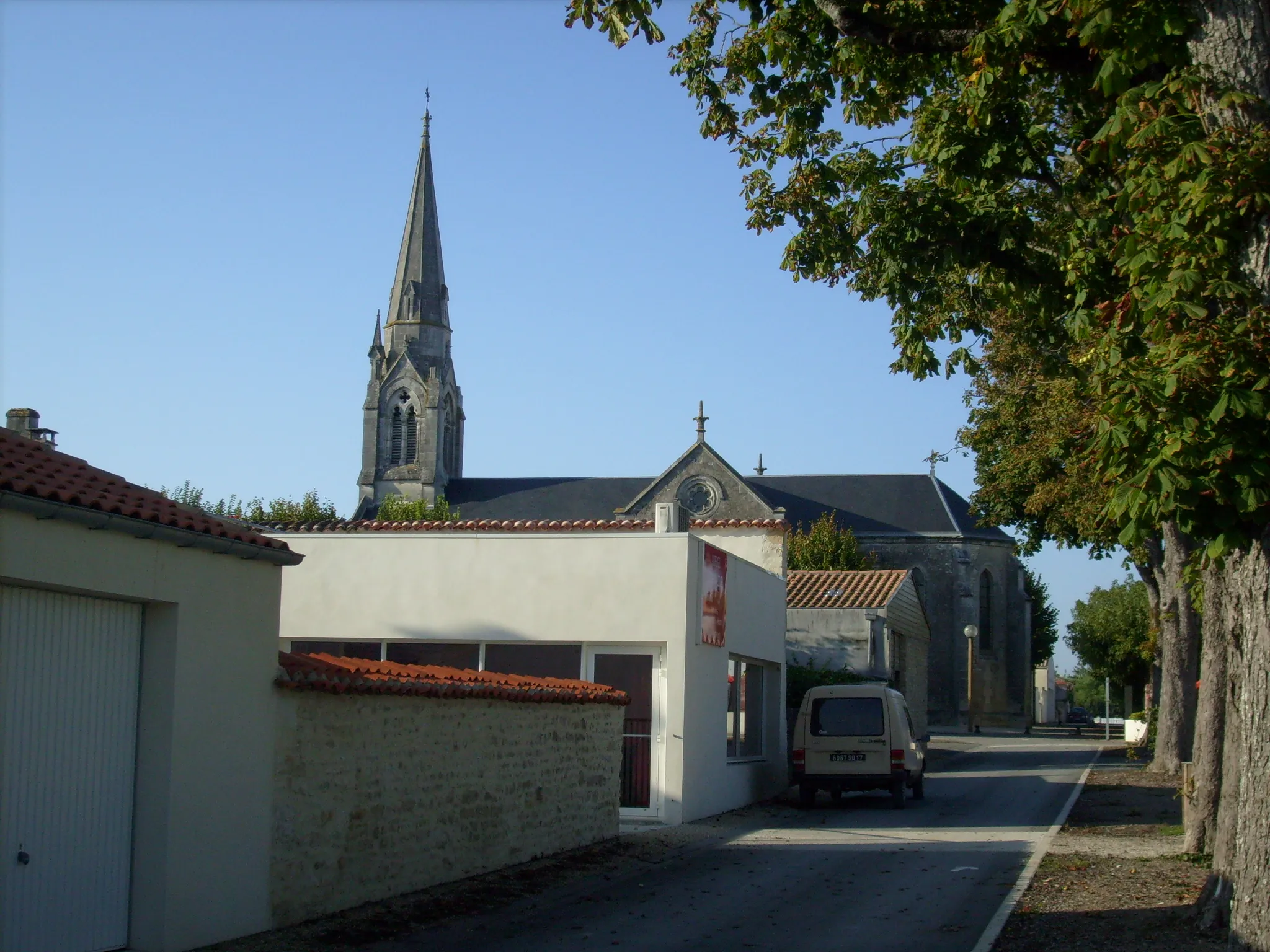 Photo showing: Cadorette à Sainte-Radegonde
