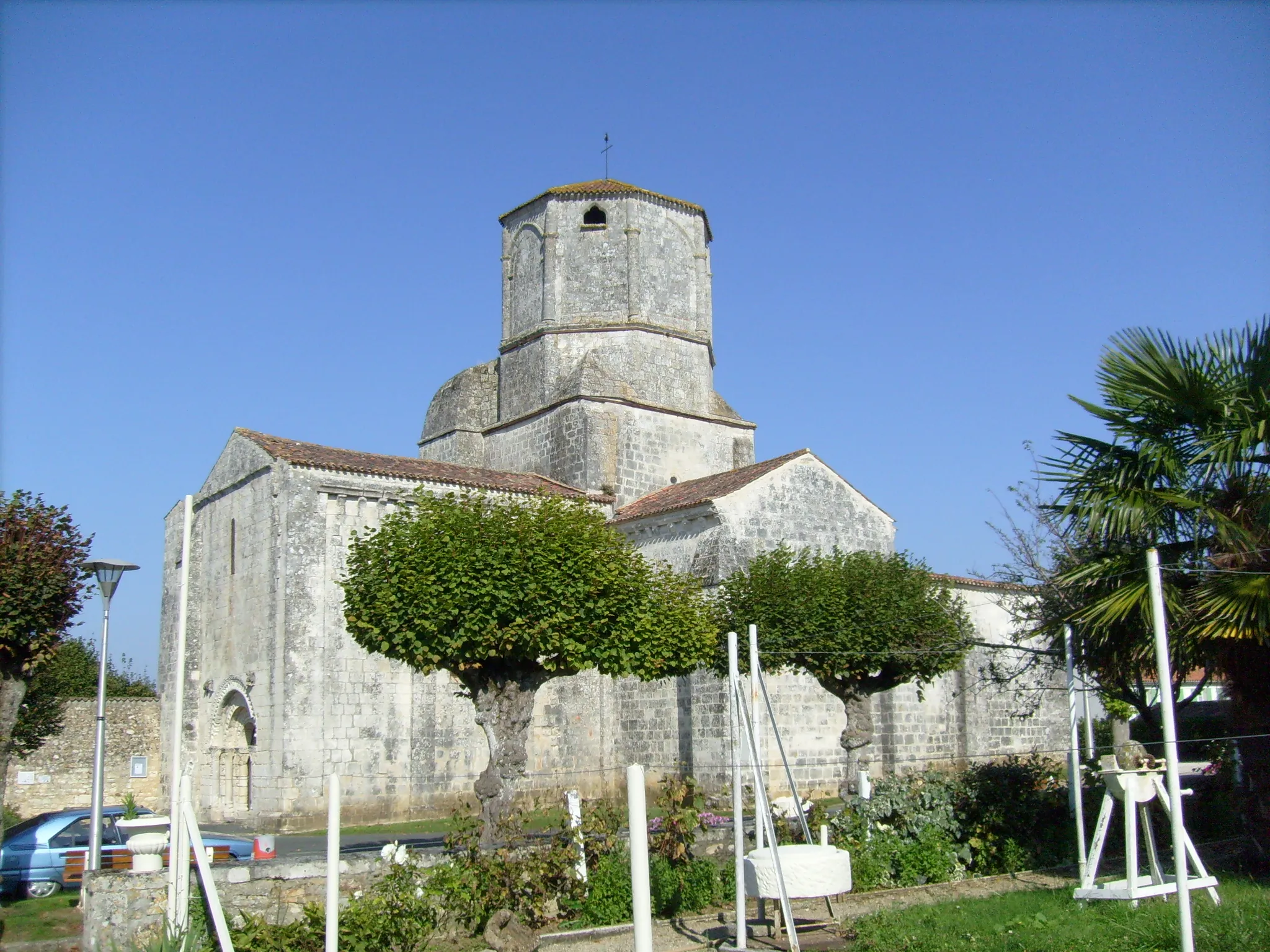 Photo showing: Eglise de Saint-Sulpice d'Arnoult