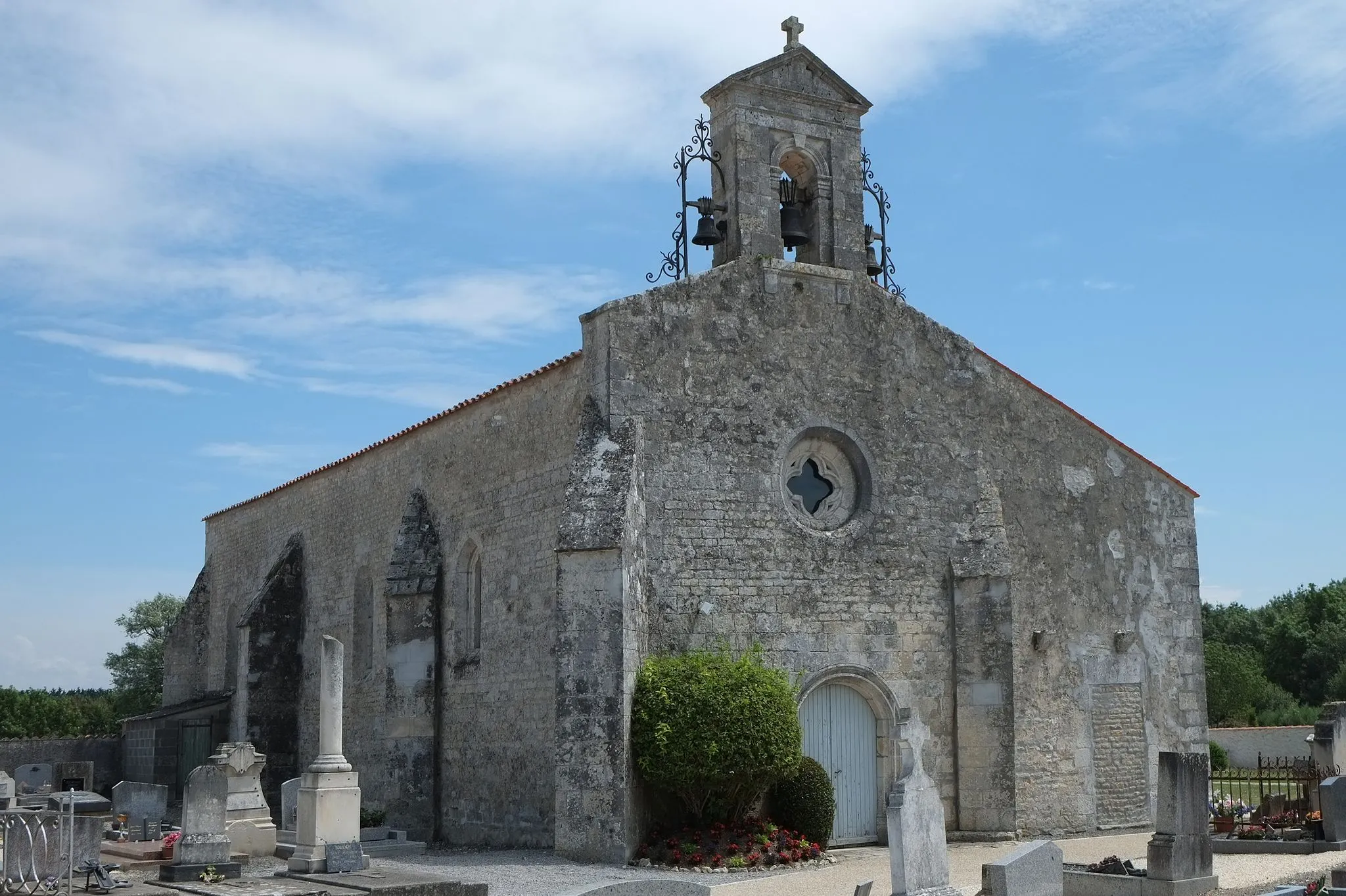 Photo showing: Église Saint-Vivien Charente-Maritime France