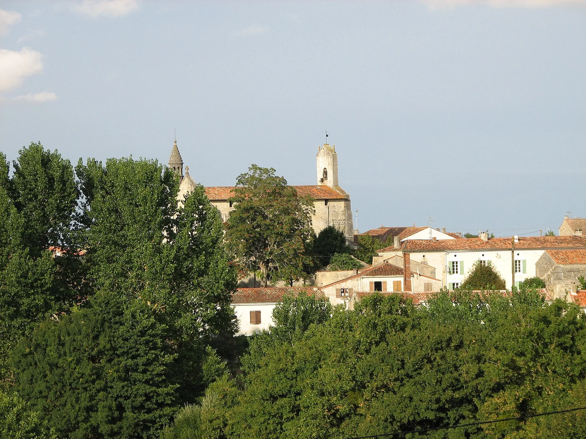 Photo showing: Vue du Bois-Charmant