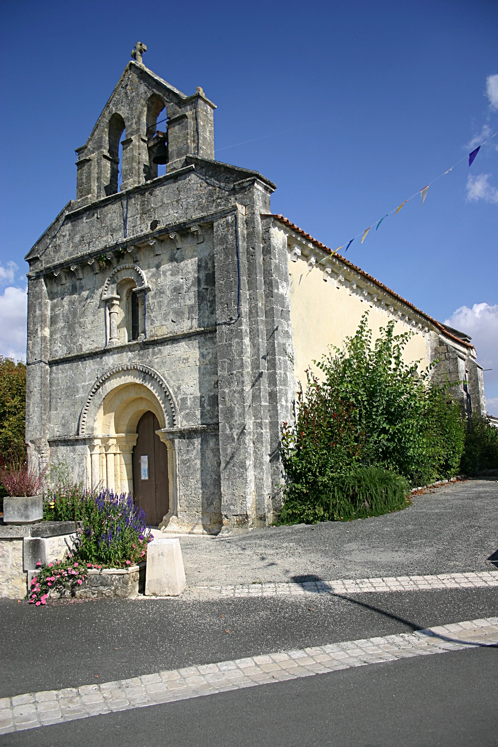 Photo showing: Église de Voissay (Charente-Maritime)