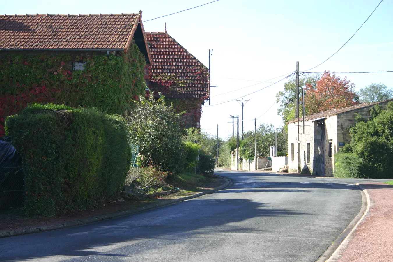 Photo showing: Une rue de Nachamps