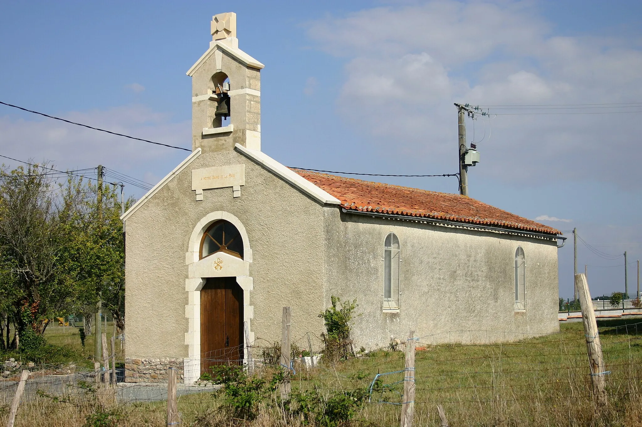 Photo showing: Église de Chantemerle-sur-la-Soie