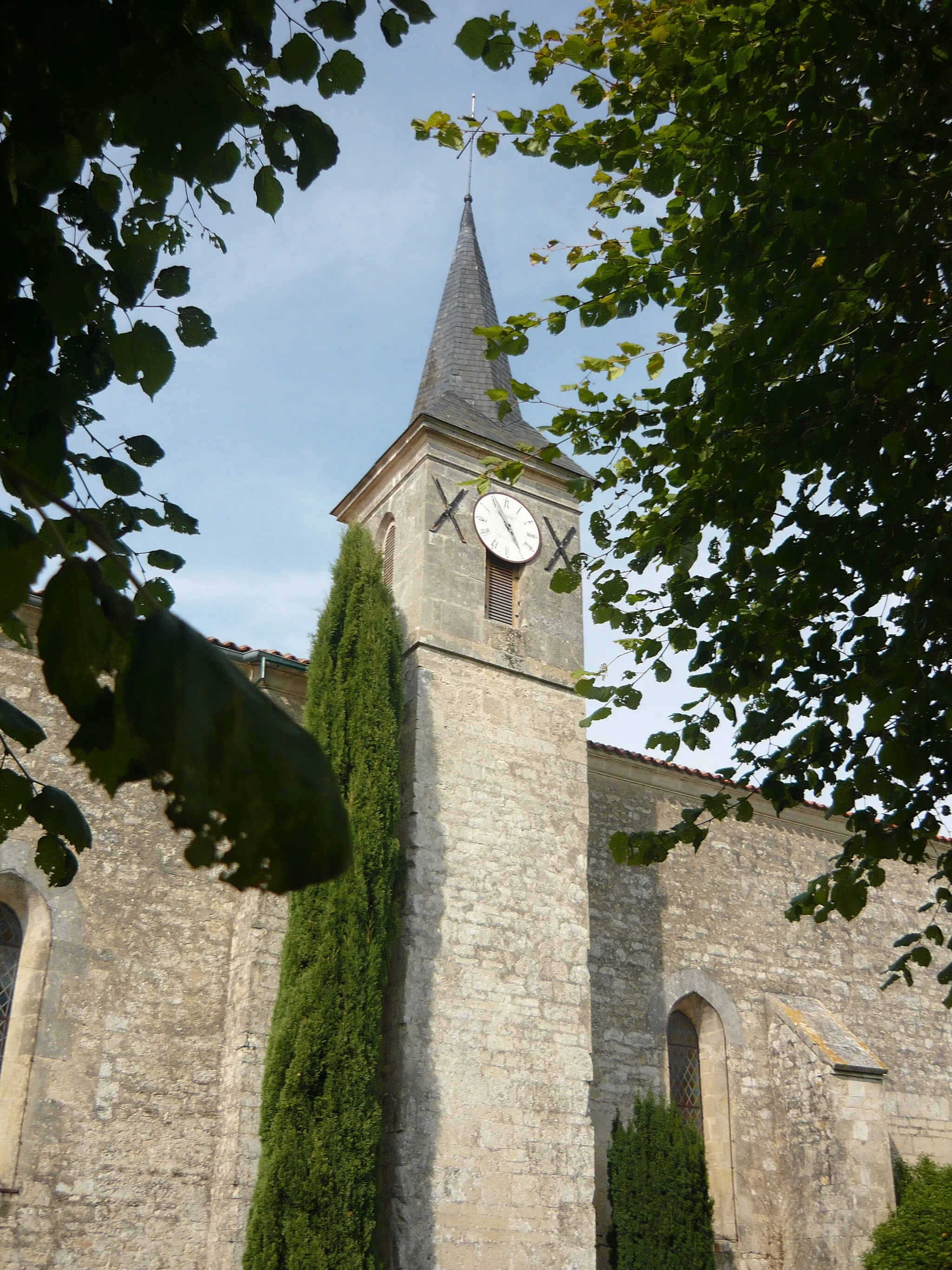 Photo showing: Saint-Benoit church, Migré, Charente-Maritime