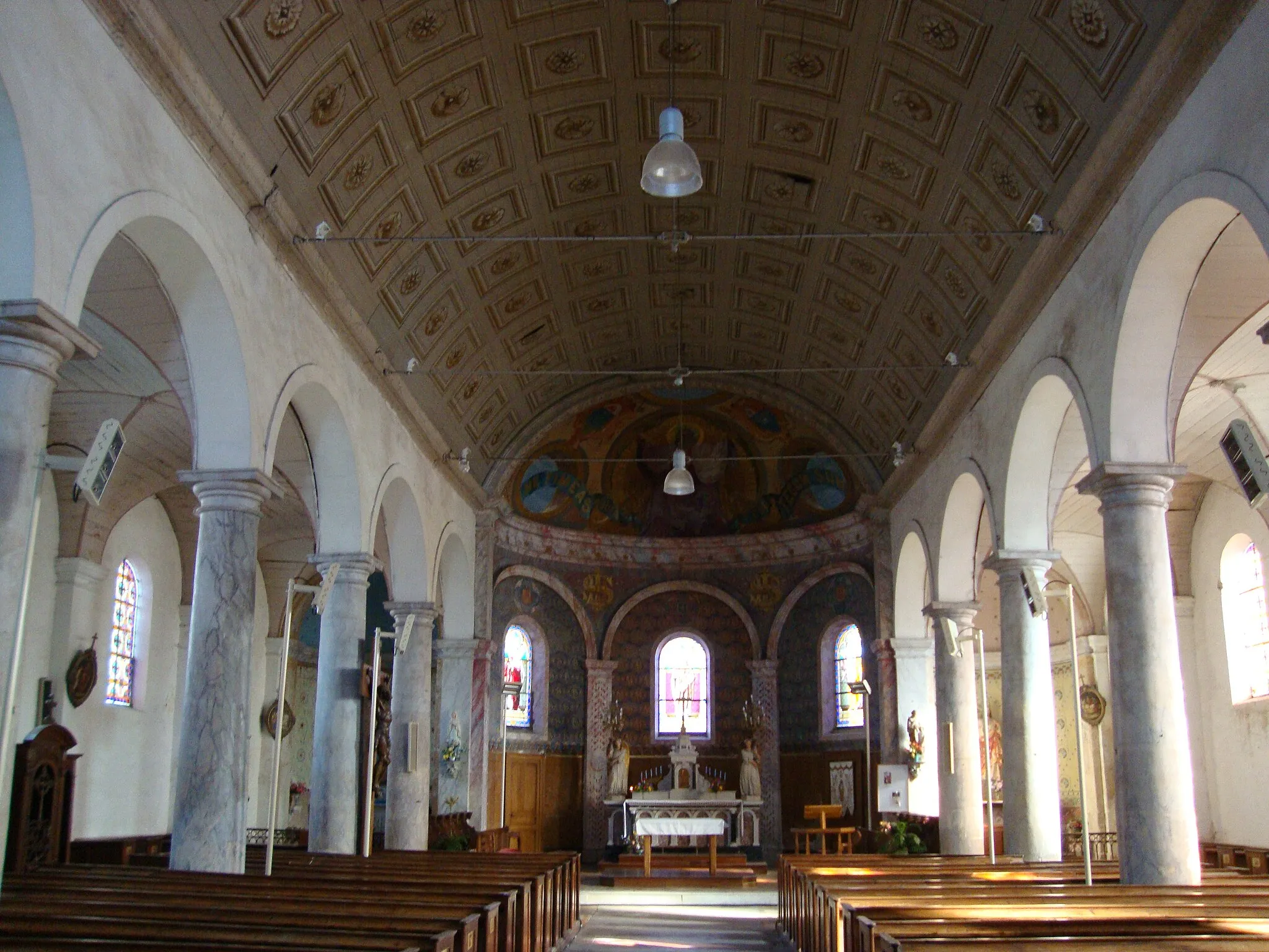 Photo showing: Église Saint-Maxent de Vouillé-les-Marais