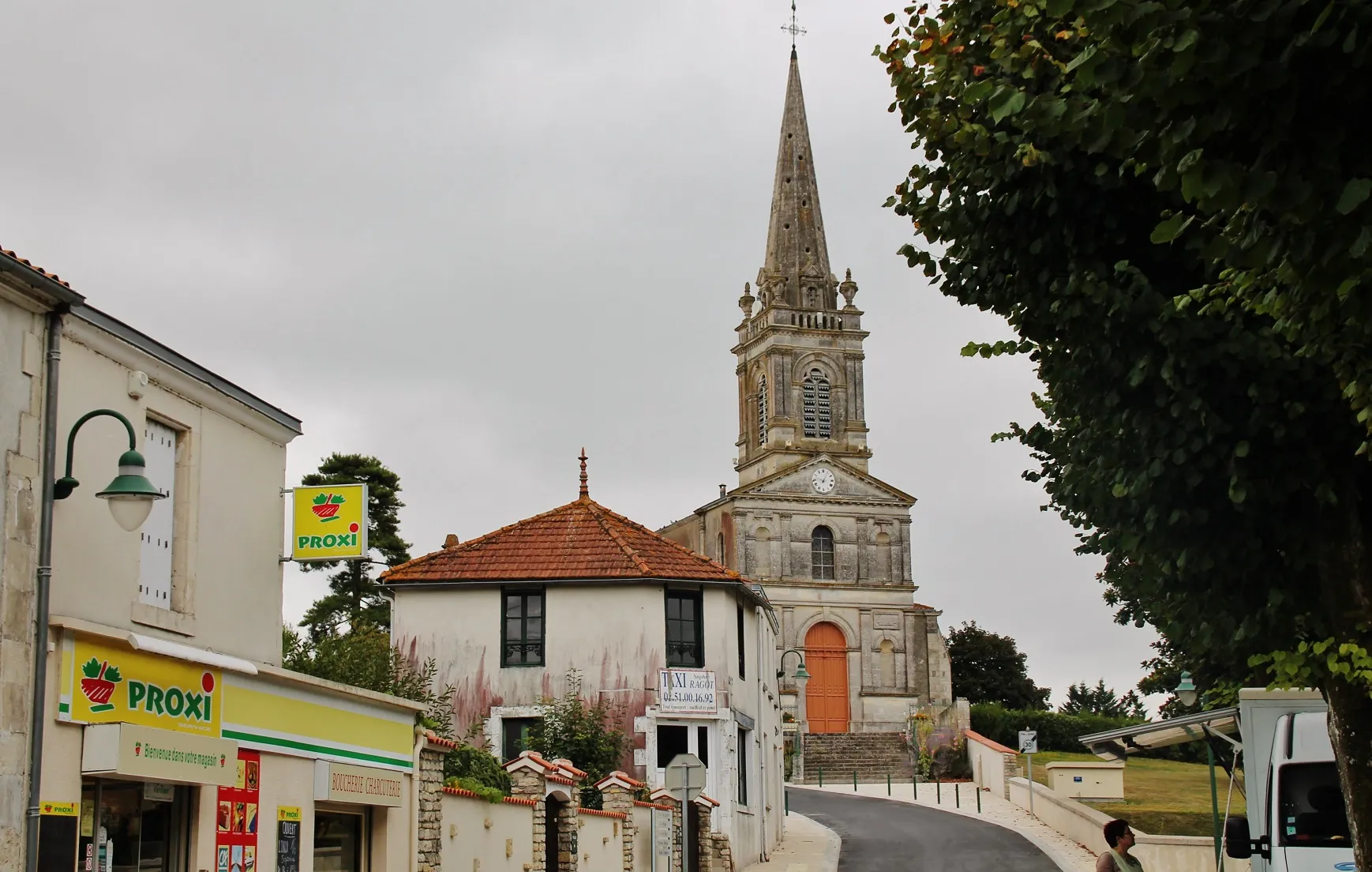 Photo showing: L'église