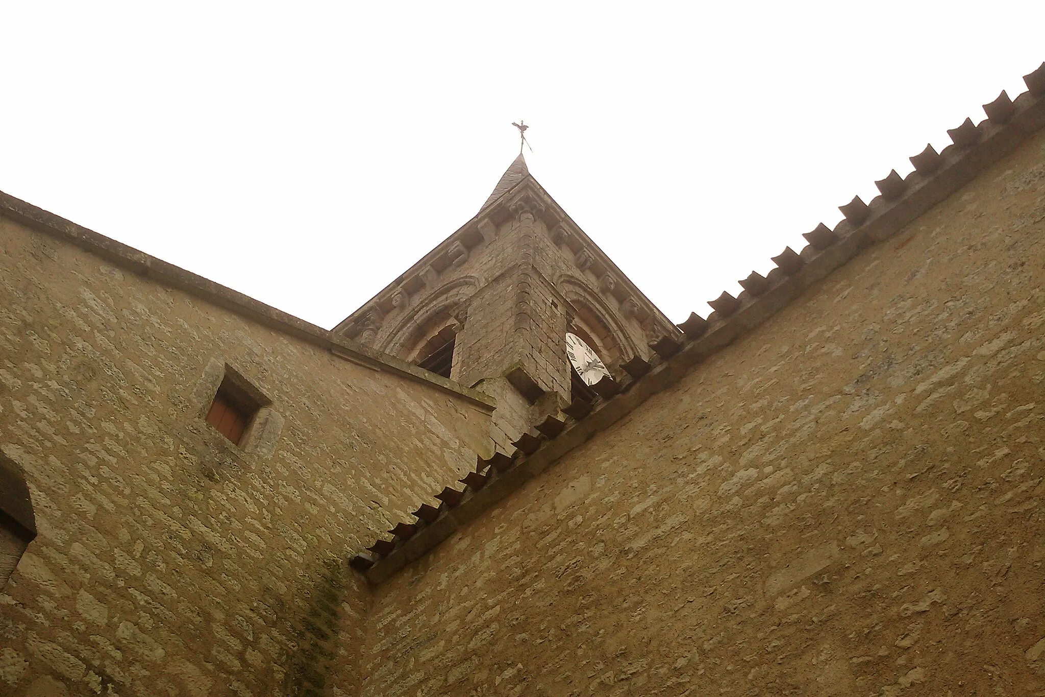 Photo showing: fr:Église Saint-Rémi de Pouillé
