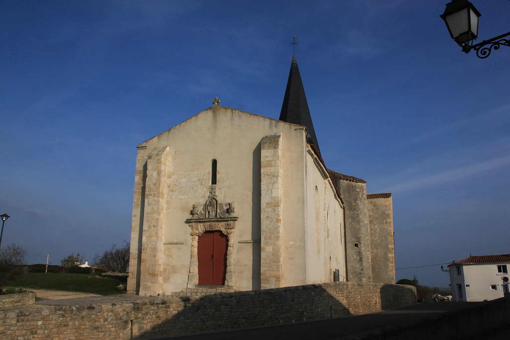 Photo showing: This building is inscrit au titre des monuments historiques de la France. It is indexed in the base Mérimée, a database of architectural heritage maintained by the French Ministry of Culture, under the reference PA00110309 .