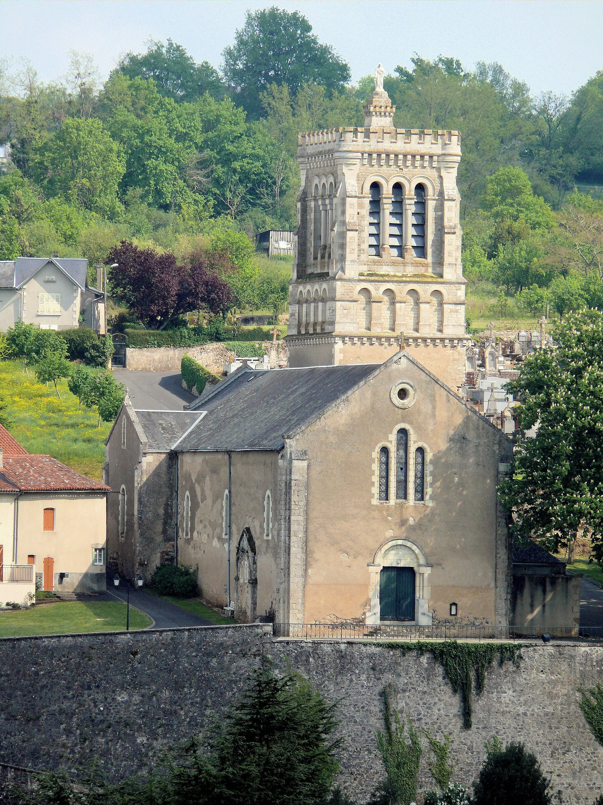 Photo showing: L'Isle-Jourdain - Eglise Saint-Gervais-et-Saint-Protais