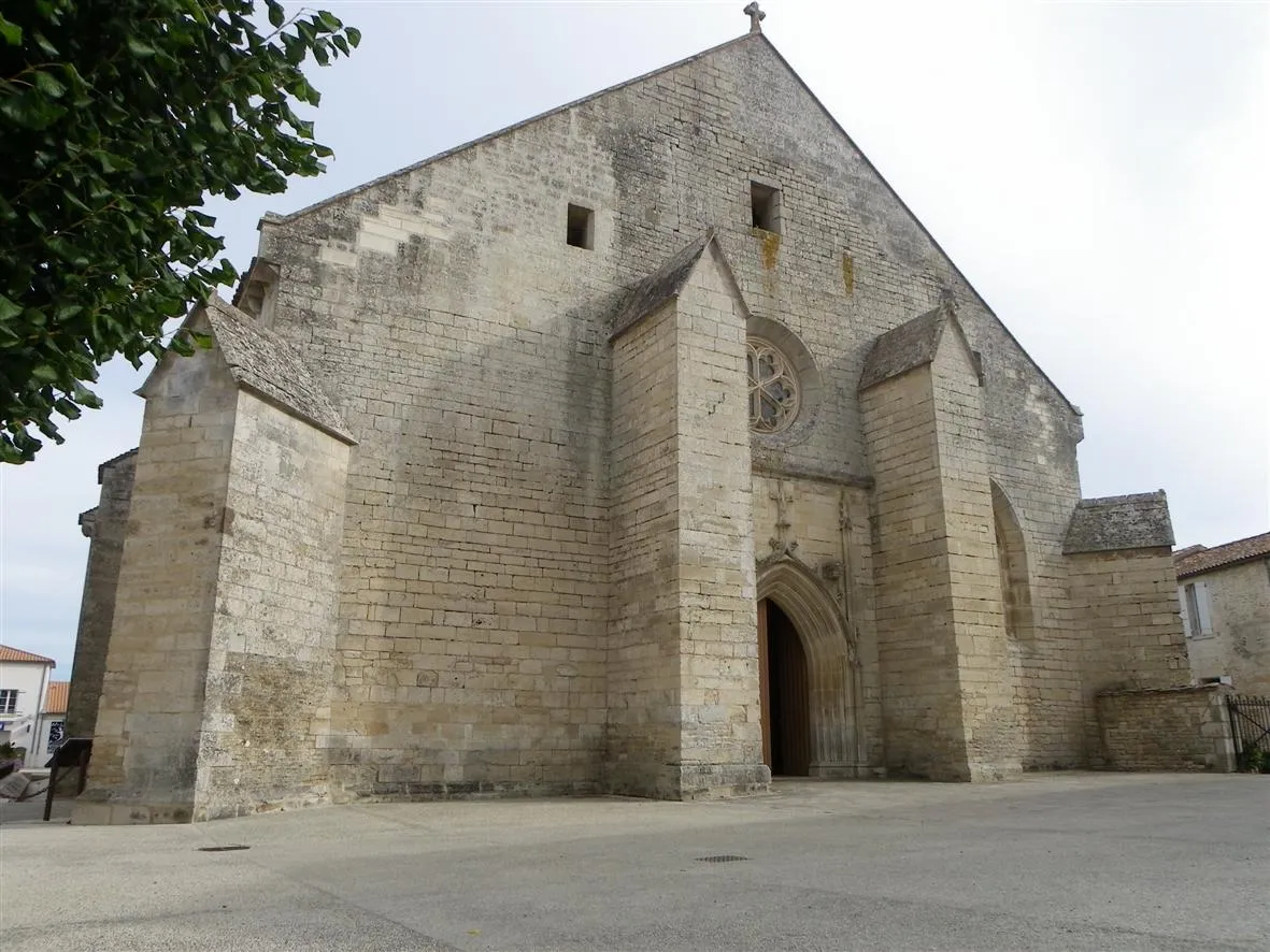 Photo showing: Église Saint-Maixent de Prahecq