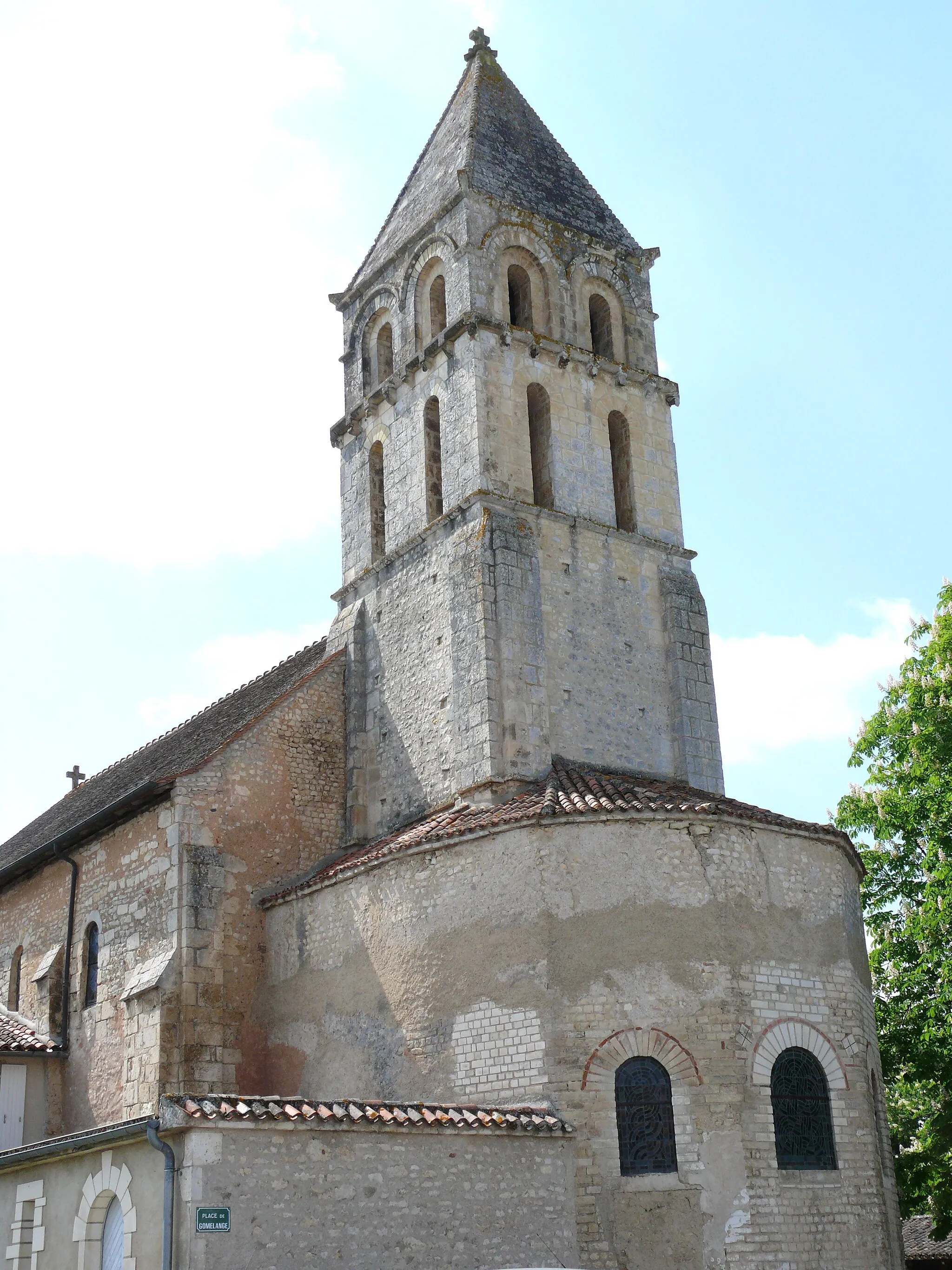 Photo showing: Civaux - Eglise Saint-Gervais-et-Saint-Protais - Chevet mérovingien