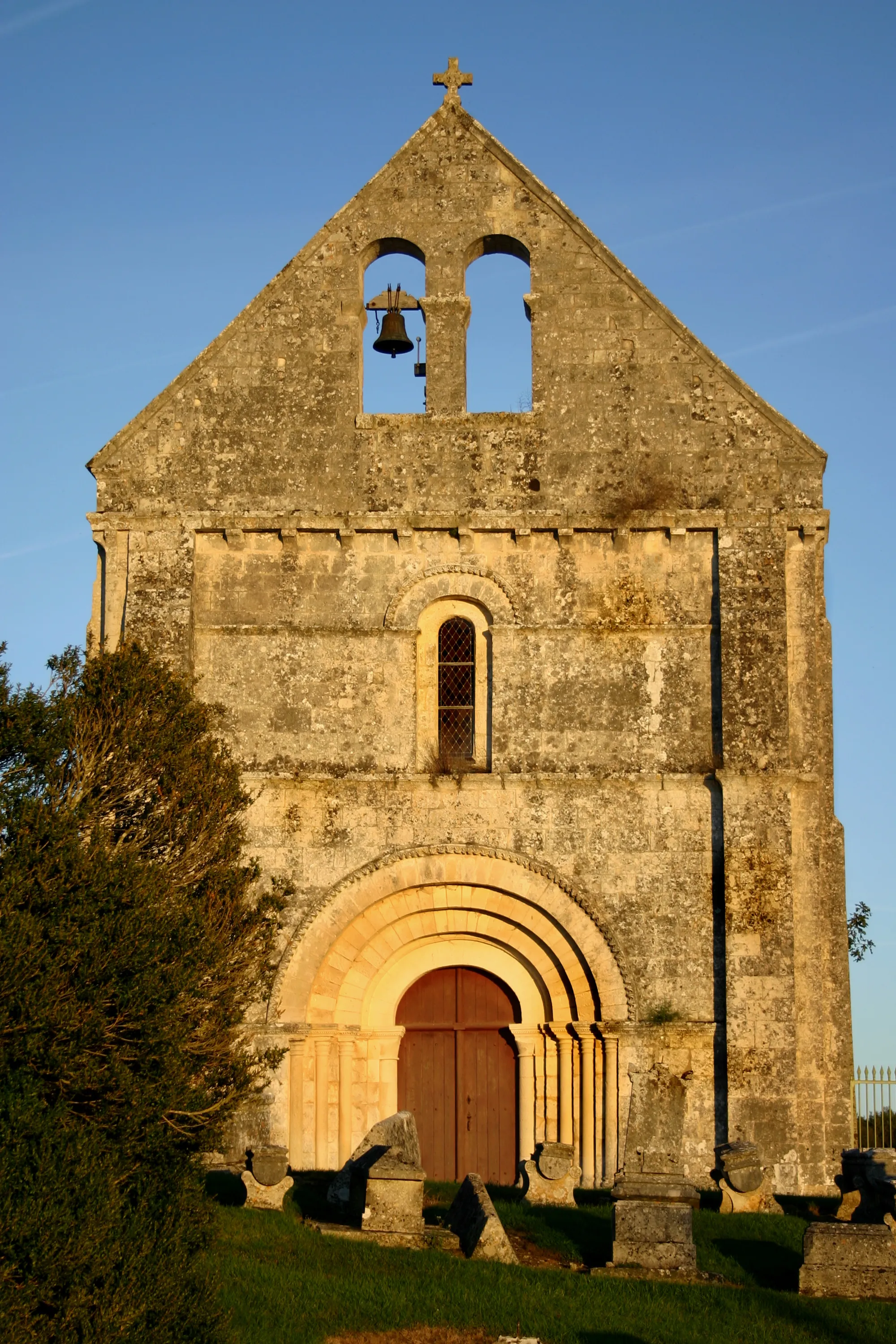 Photo showing: Façade de l'église