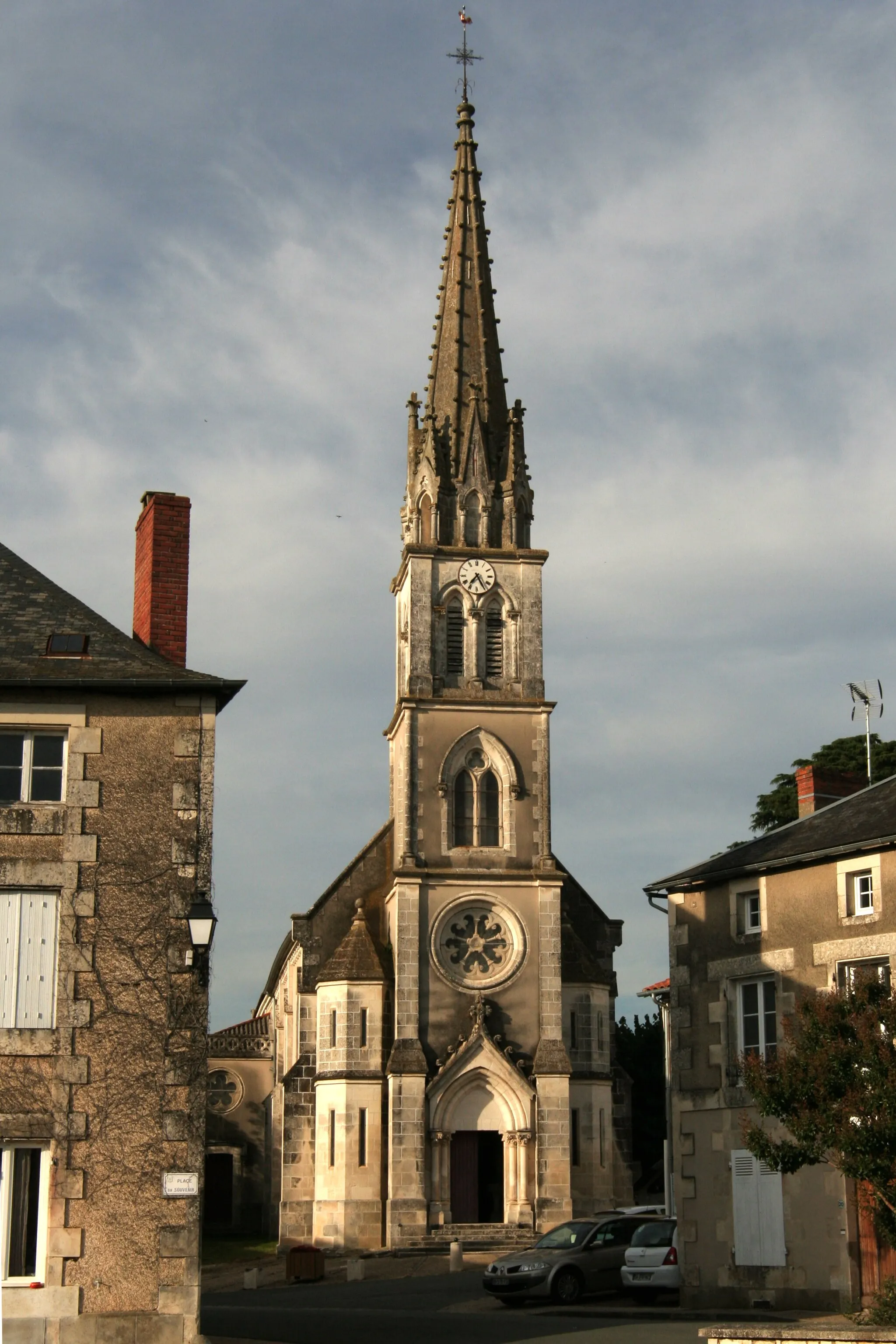 Photo showing: Église Saint-Jean-Baptiste de Lhommaizé.