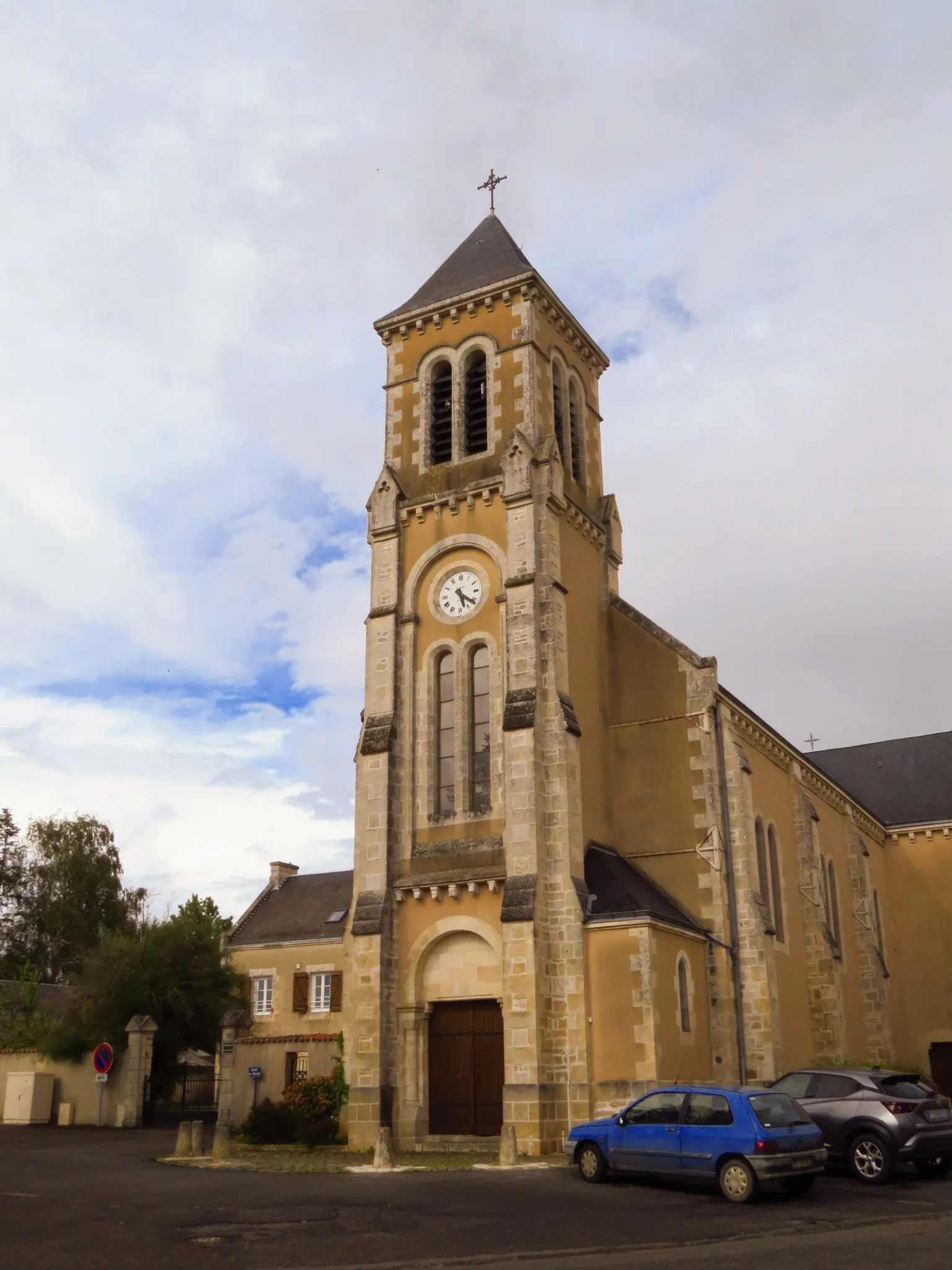 Photo showing: Église Saint Secondin 86