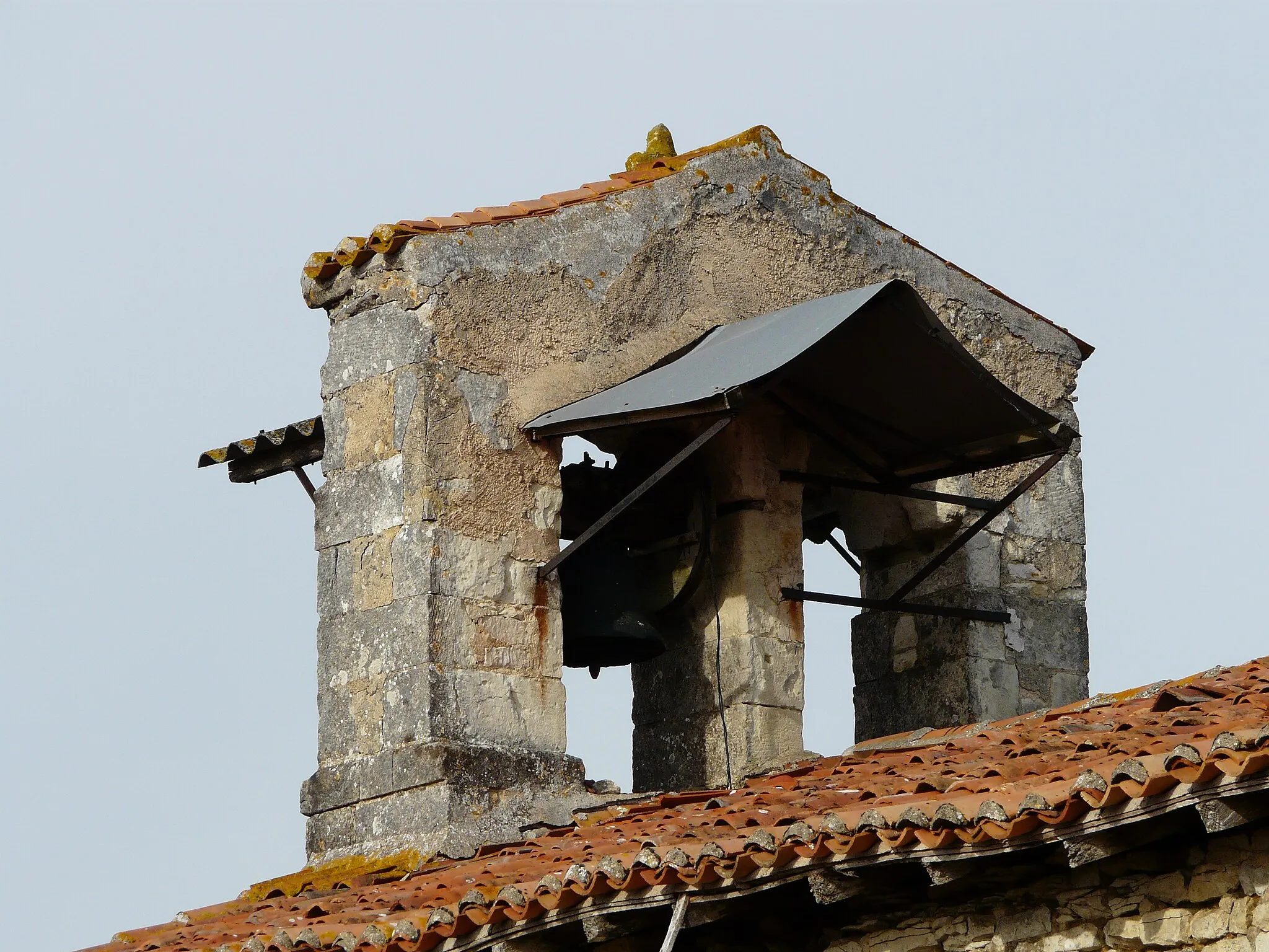 Photo showing: Le clocher de l'église Saint-Martin de Bournezeau, Amberre, Vienne, France