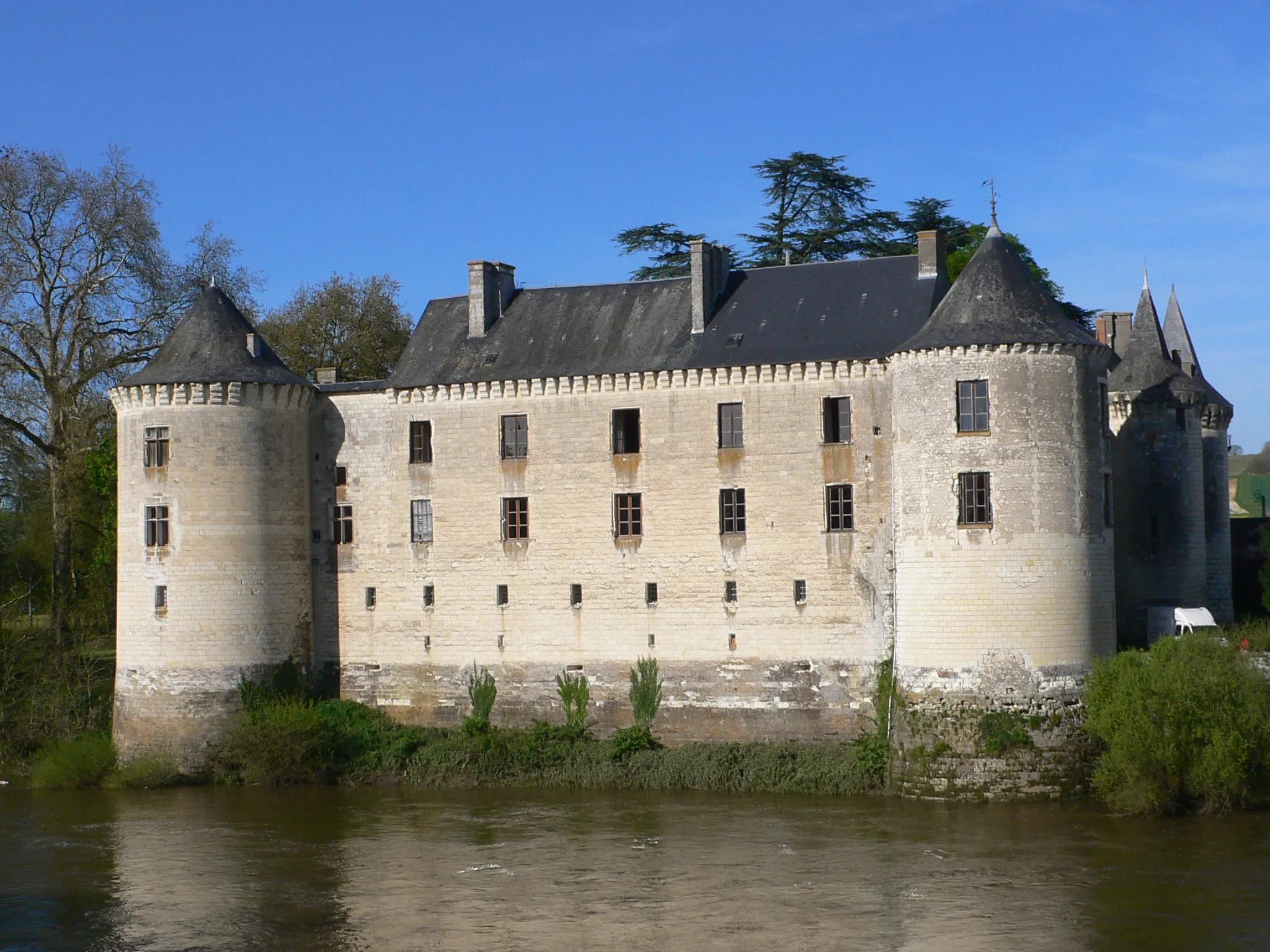 Photo showing: Château de La Guerche, au bord de la Creuse