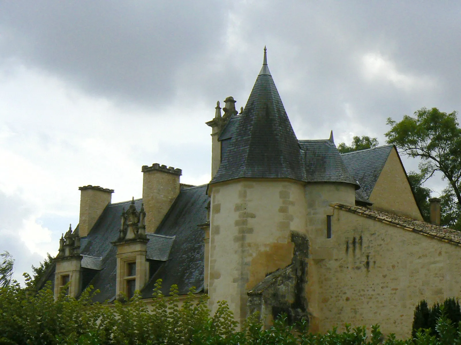 Photo showing: This building is classé au titre des monuments historiques de la France. It is indexed in the base Mérimée, a database of architectural heritage maintained by the French Ministry of Culture, under the reference PA00101332 .