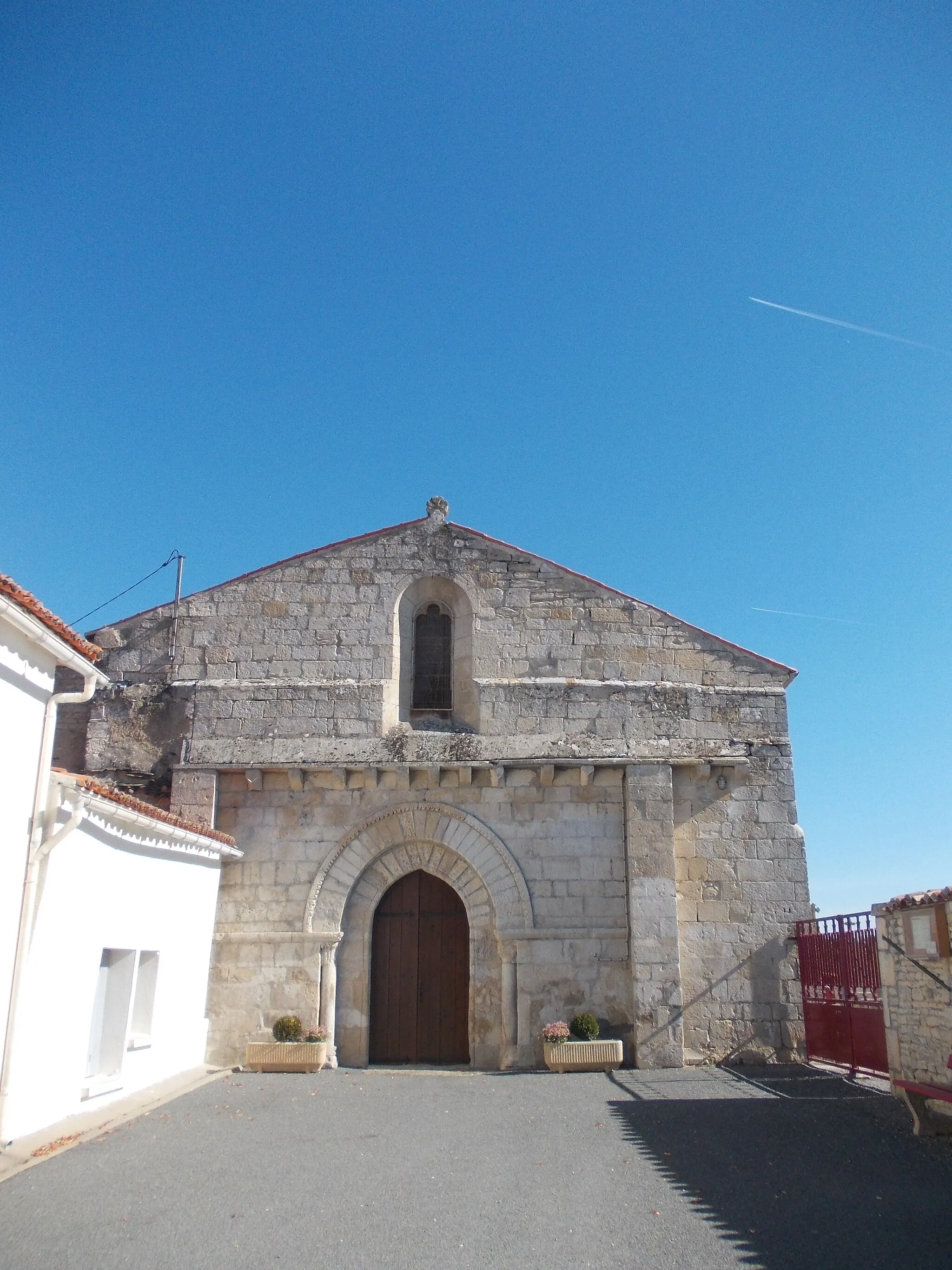 Photo showing: Église Sainte-Radegonde des Fosses