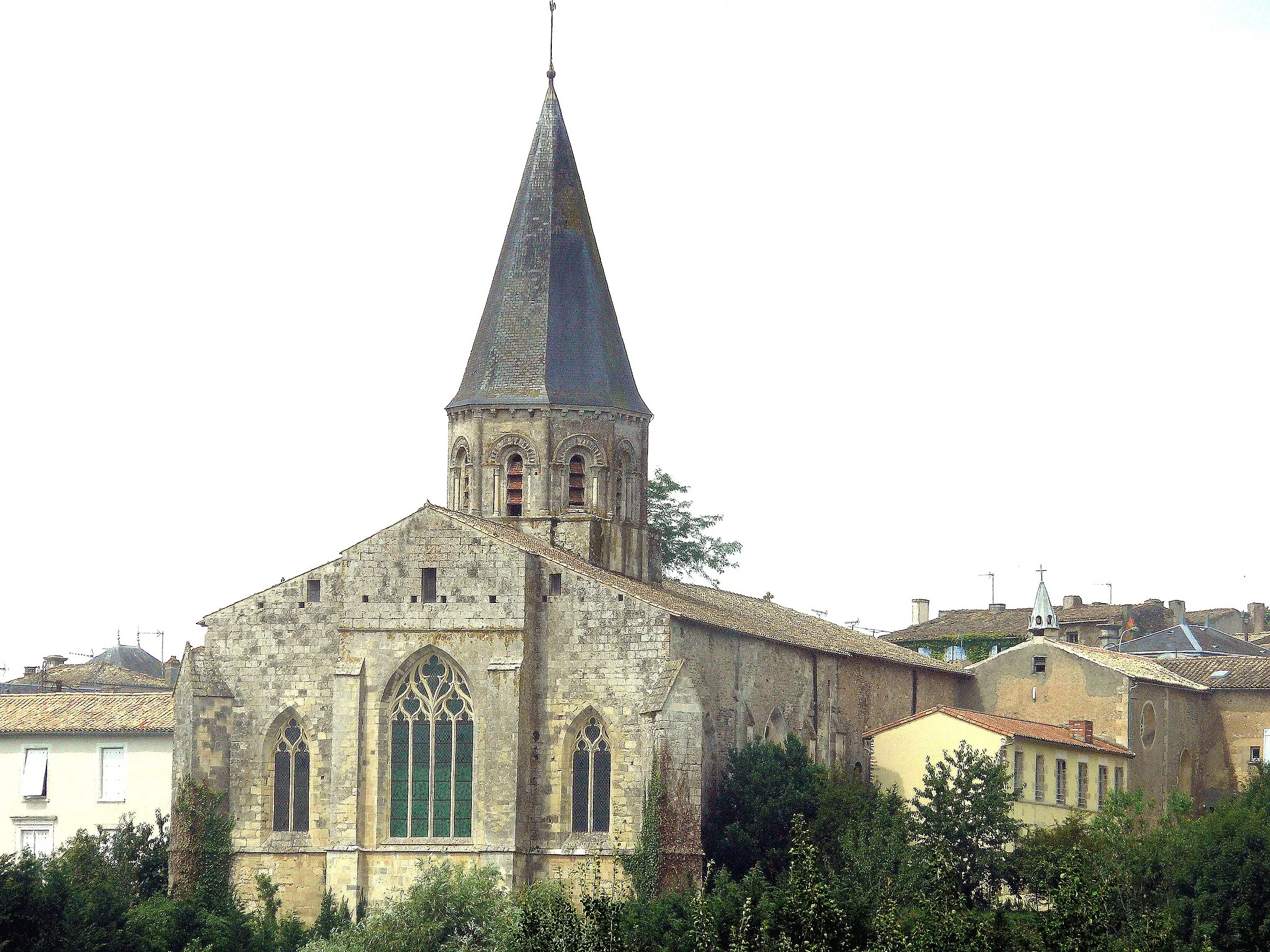 Photo showing: Champdeniers-Saint-Denis - Eglise Notre-Dame - Chevet