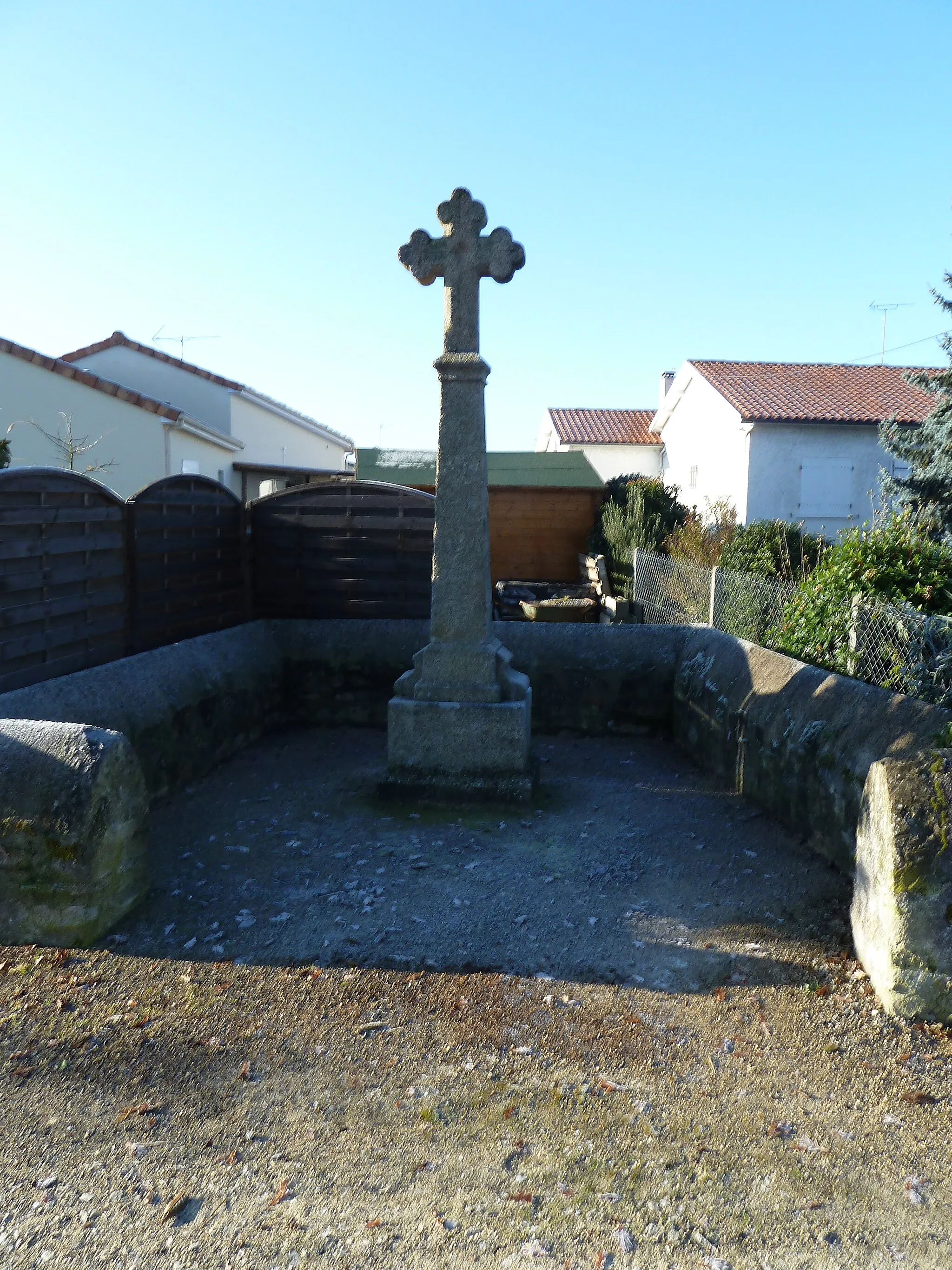 Photo showing: calvaire ancien