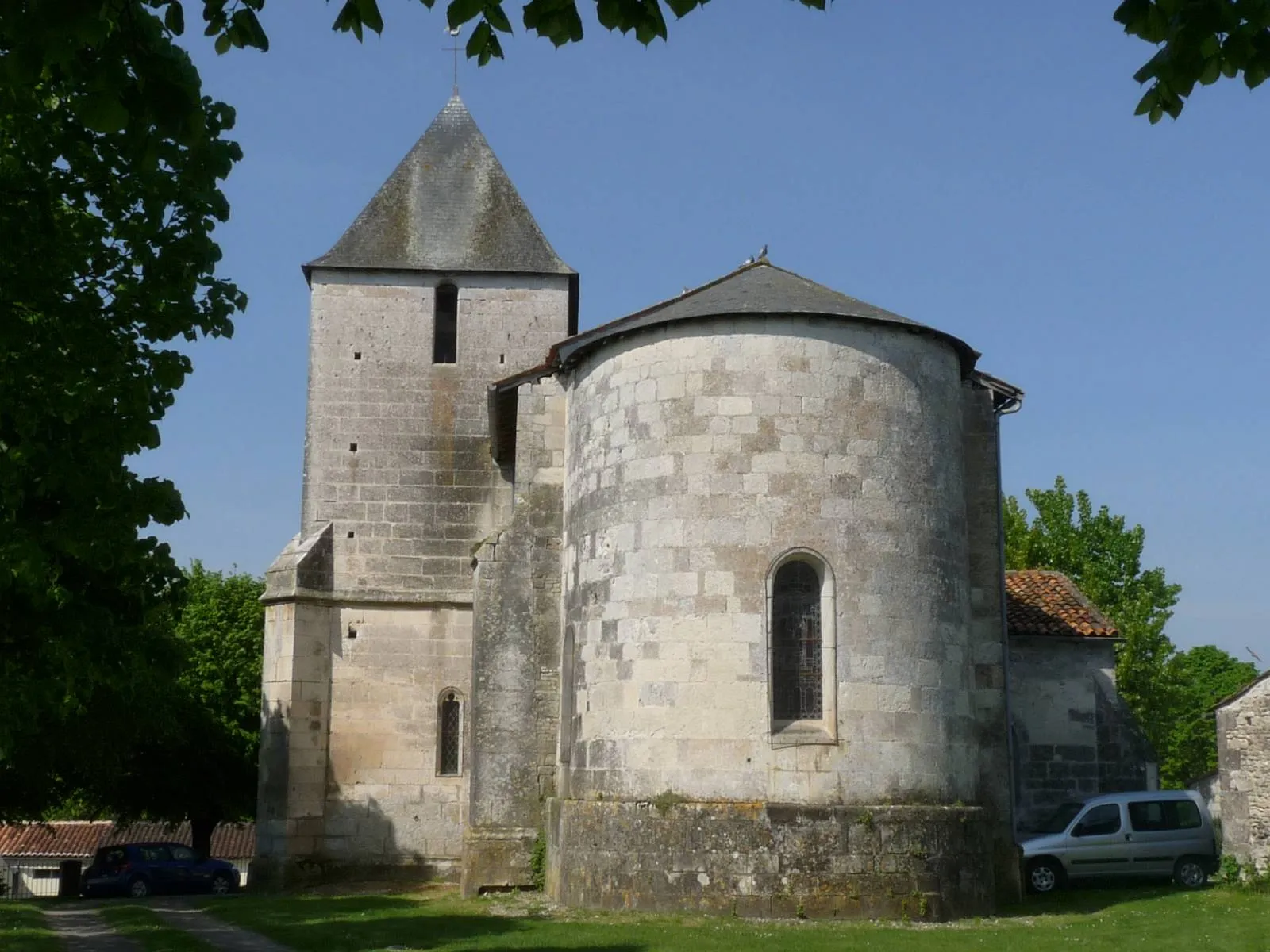 Photo showing: église de Louzac, Charente, France