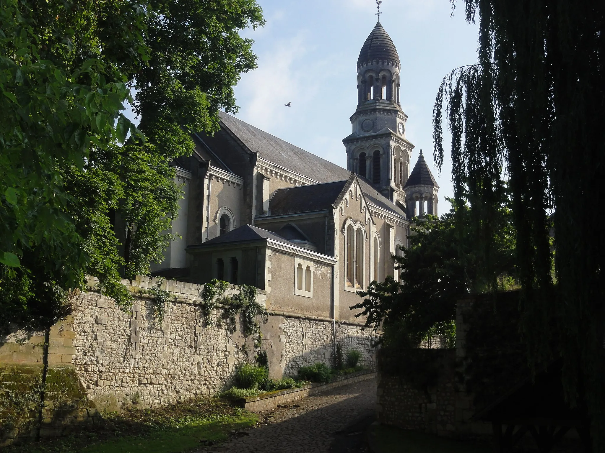Photo showing: Les Ormes (Vienne) église (2)