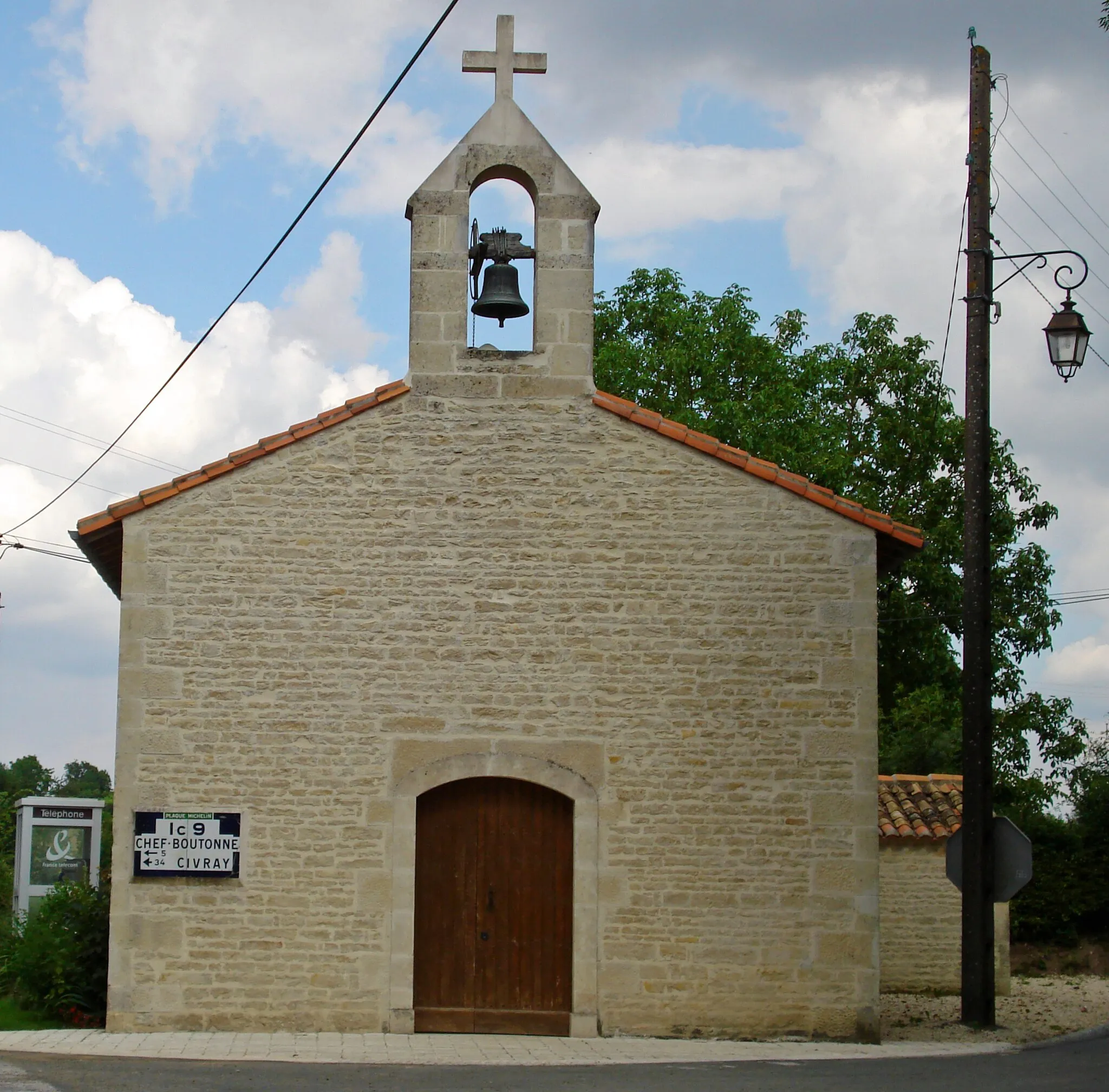 Photo showing: L'église de Crézières