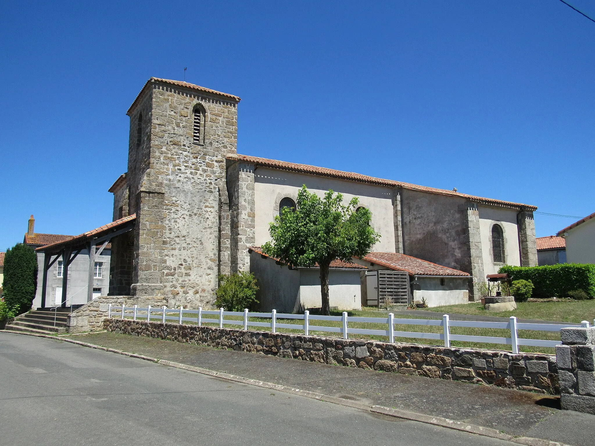 Photo showing: église Saint Etienne