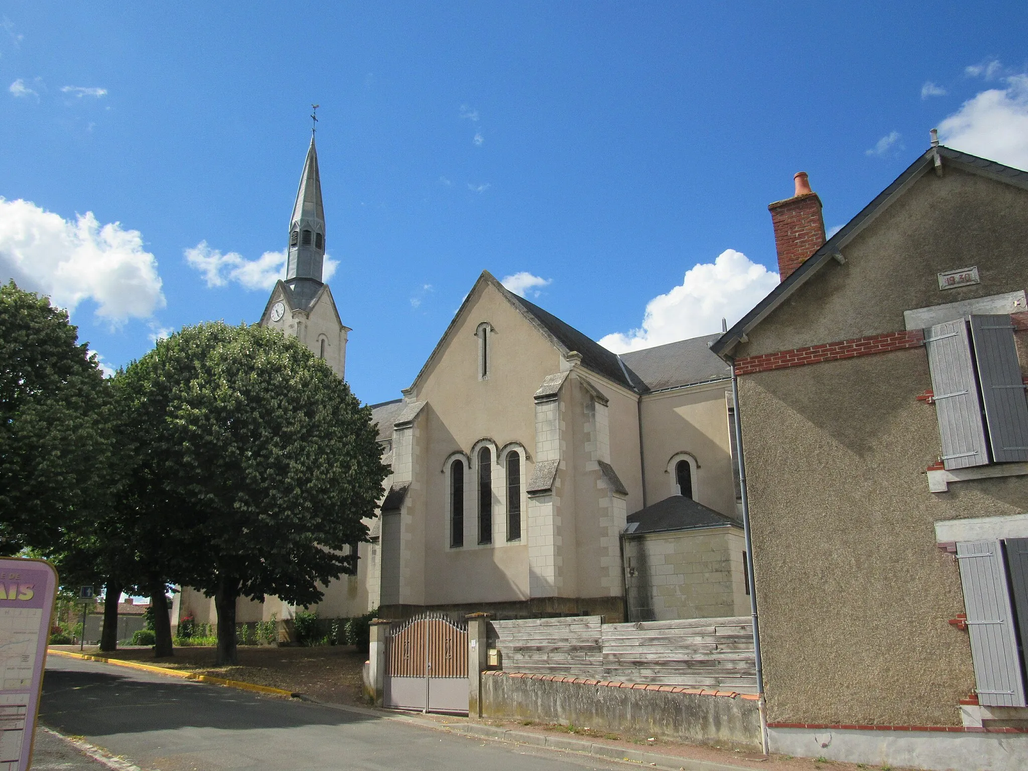 Photo showing: église Saint Hilaire