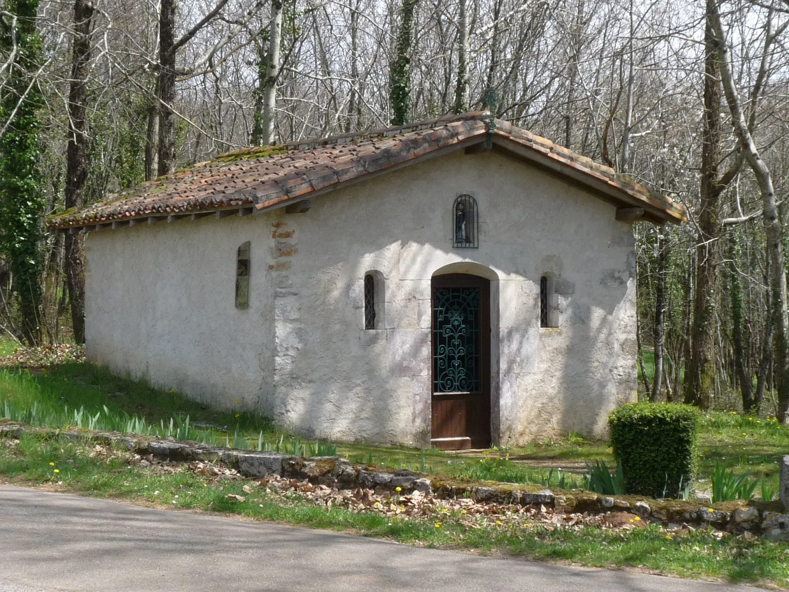 Photo showing: Chapelle St-Roch, St-Sornin, Charente, France