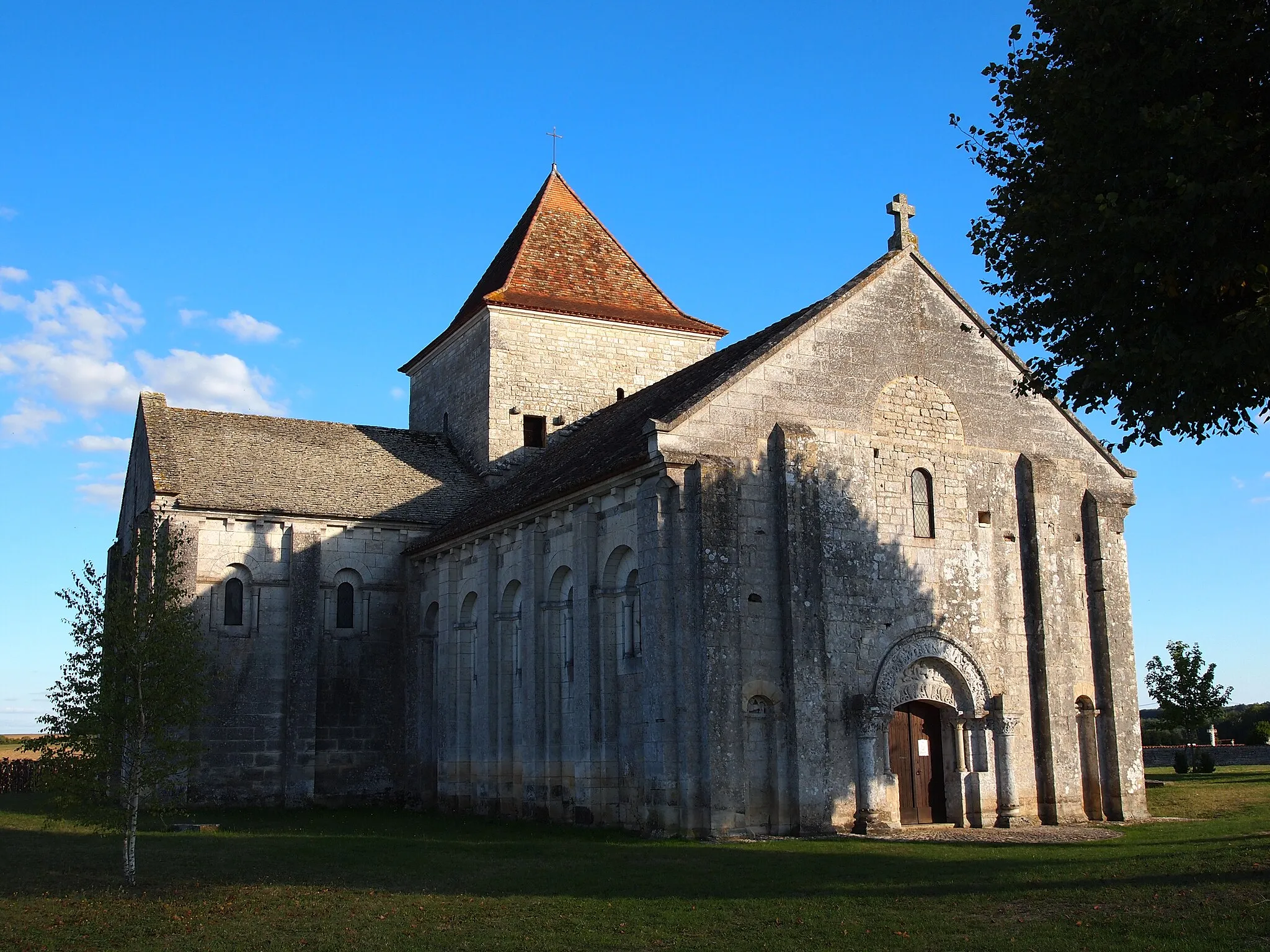 Photo showing: église de Lichères en Charente (France)