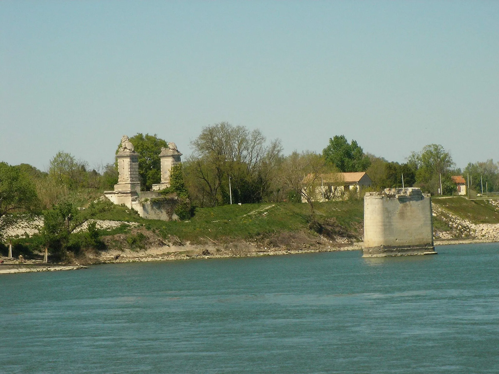 Photo showing: Pont aux Lions à Arles (Bouche-du-Rhône, France).