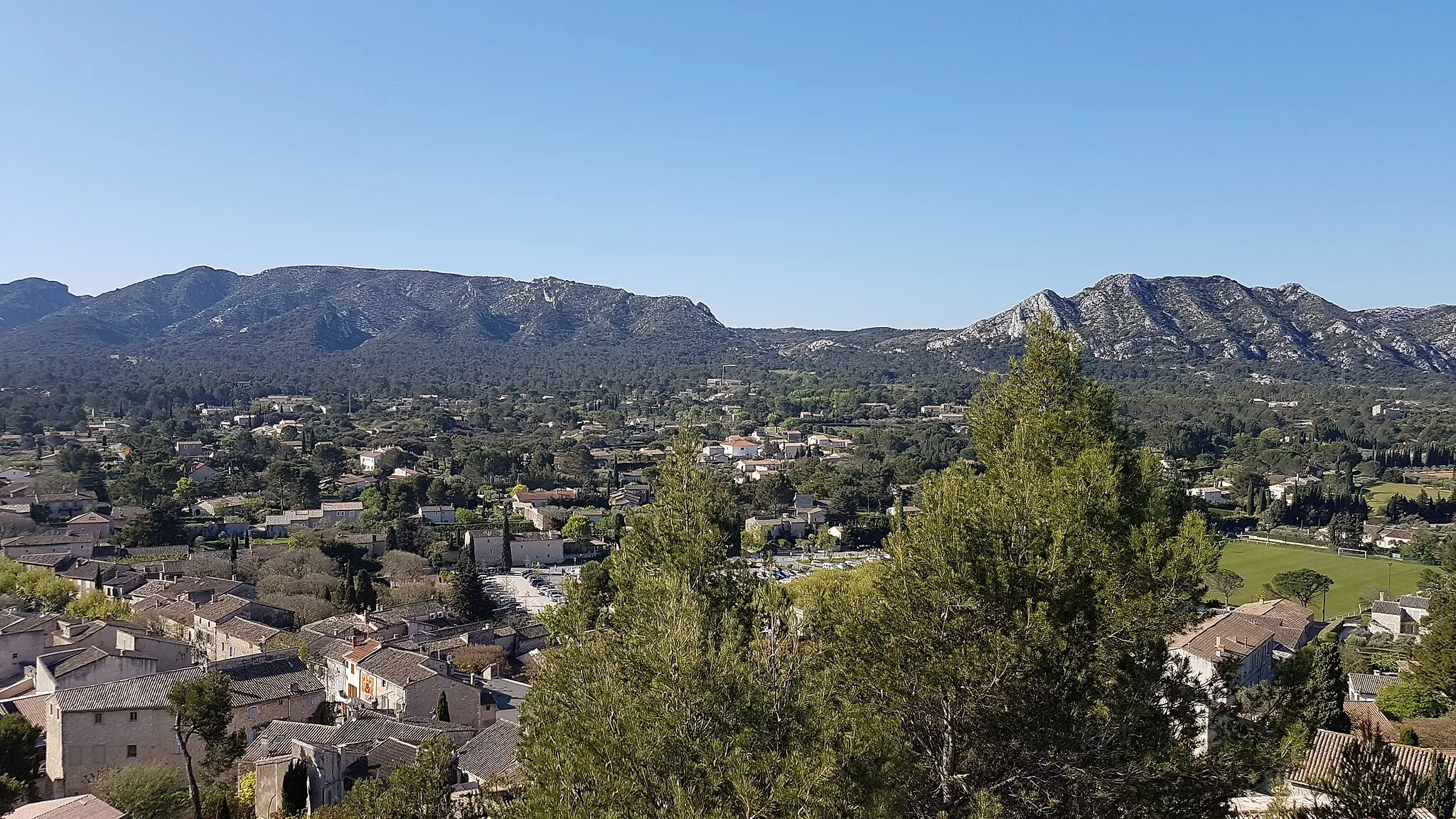 Photo showing: Le village d'Eygalières au pied des Alpilles (Bouches-du-Rhône)