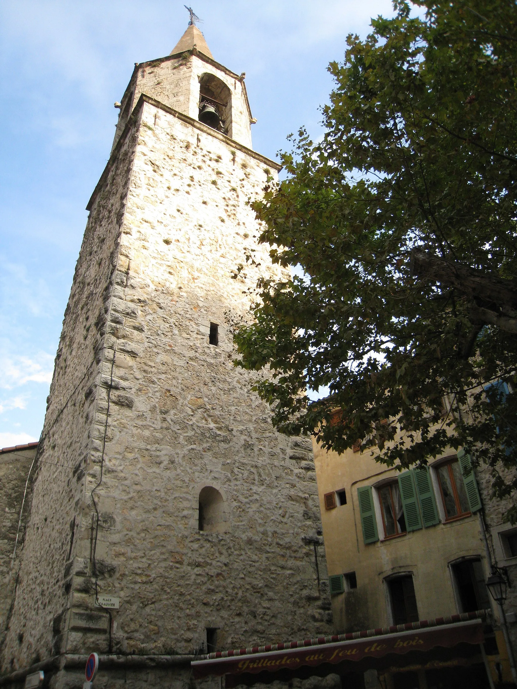 Photo showing: This building is indexed in the base Mérimée, a database of architectural heritage maintained by the French Ministry of Culture, under the reference PA00081535 .