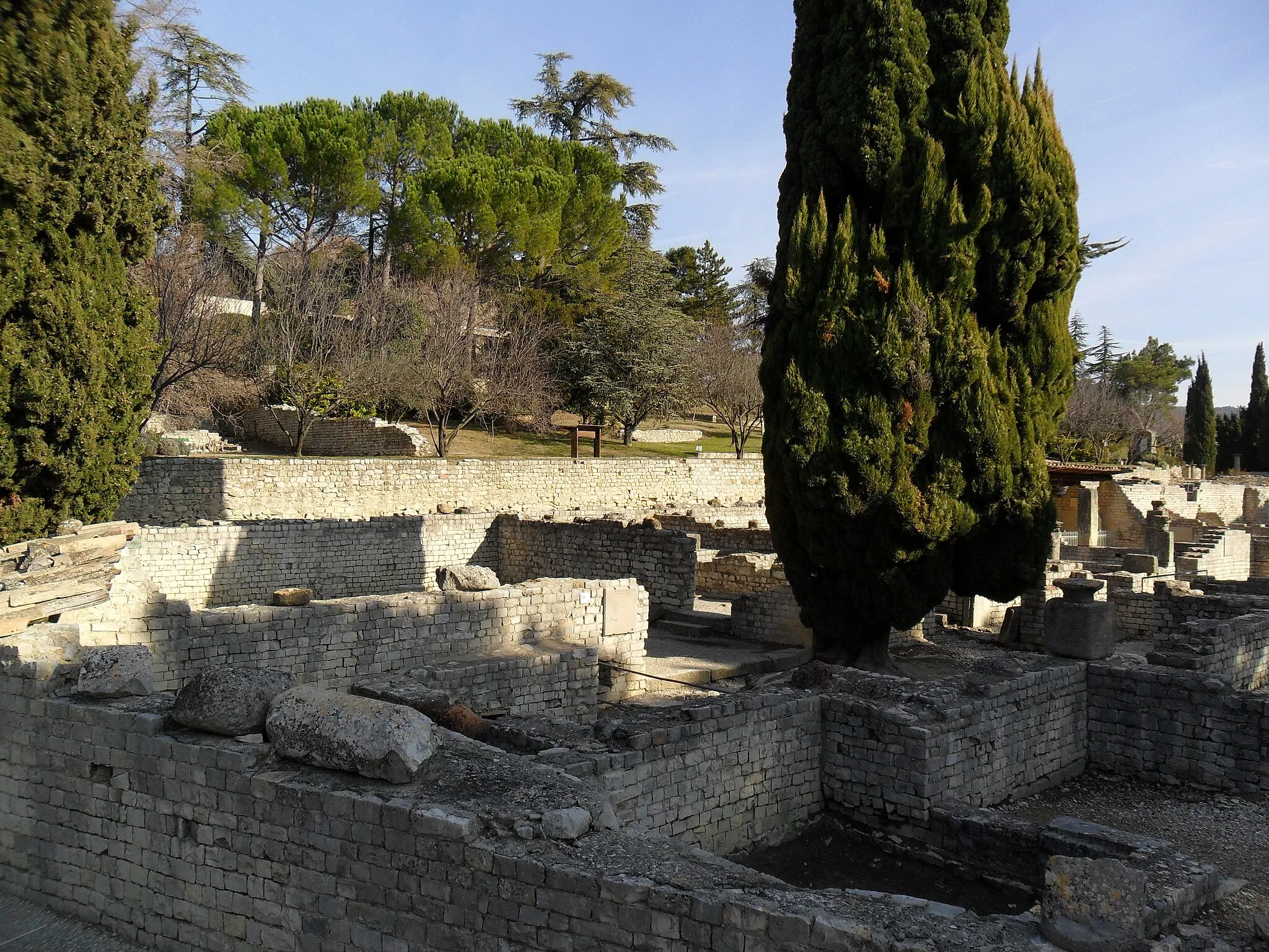 Photo showing: Vaison Roman ruins