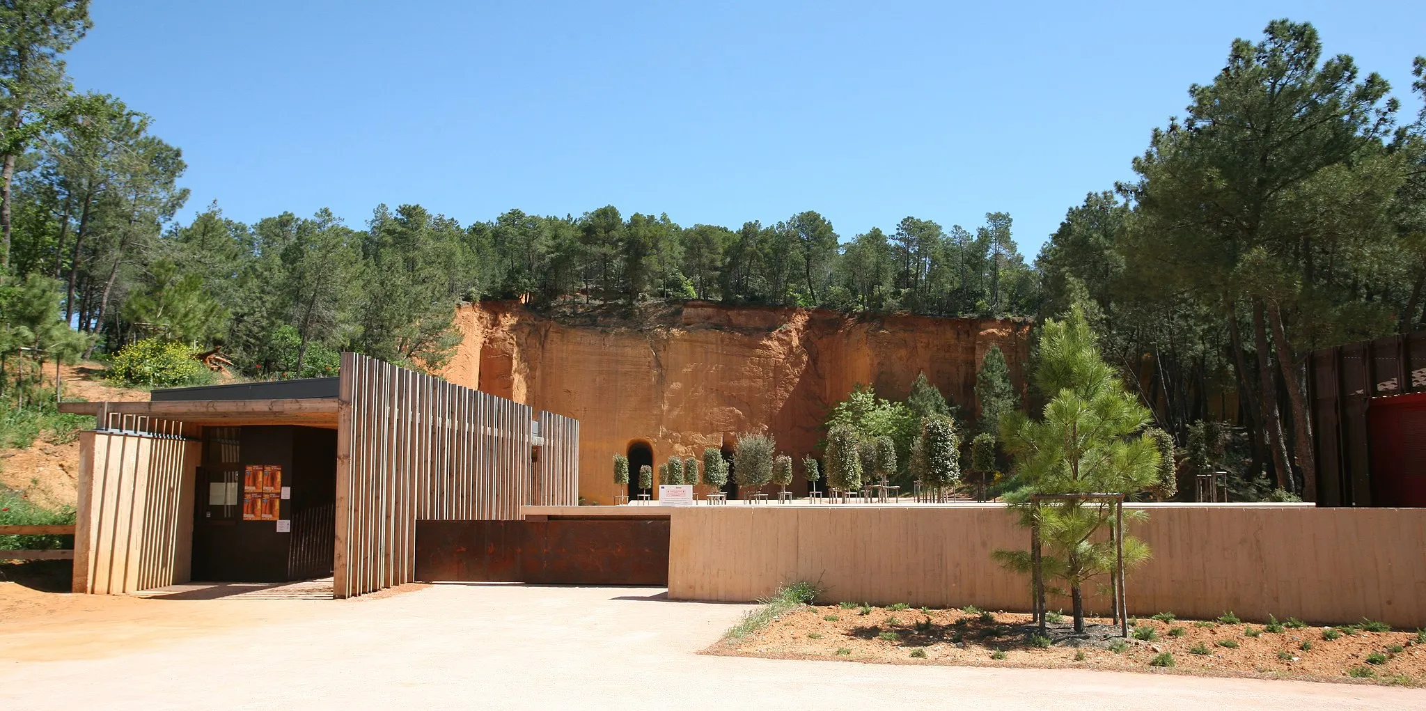 Photo showing: Les mines de Bruoux, Gargas, Vaucluse, France