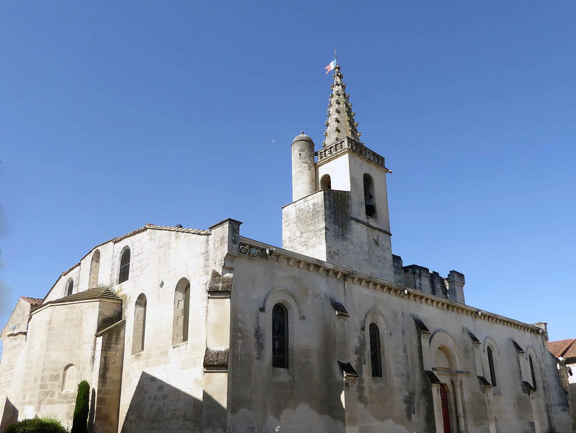 Photo showing: Église Saint-Maxime d'Eyragues