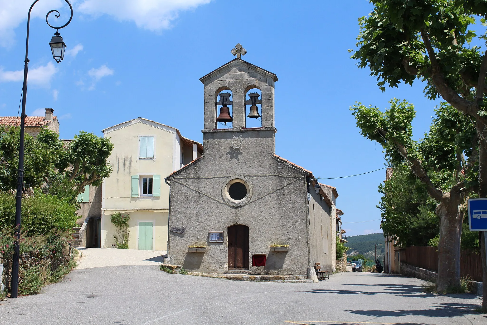 Photo showing: Église Saint-Jacques-et-Saint-Christophe de Montlaux