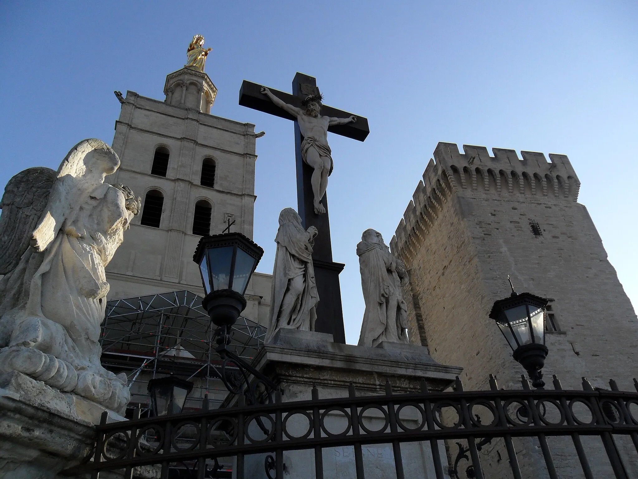 Photo showing: Cathédrale Notre-Dame des Doms d'Avignon