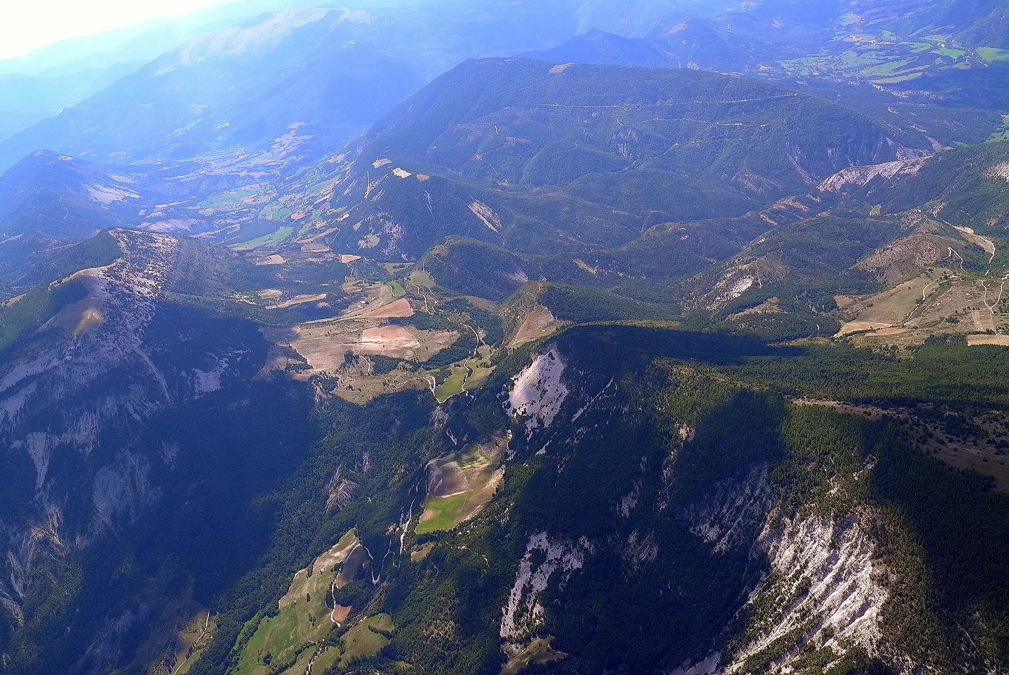 Photo showing: En vol vers Saint André Les Alpes