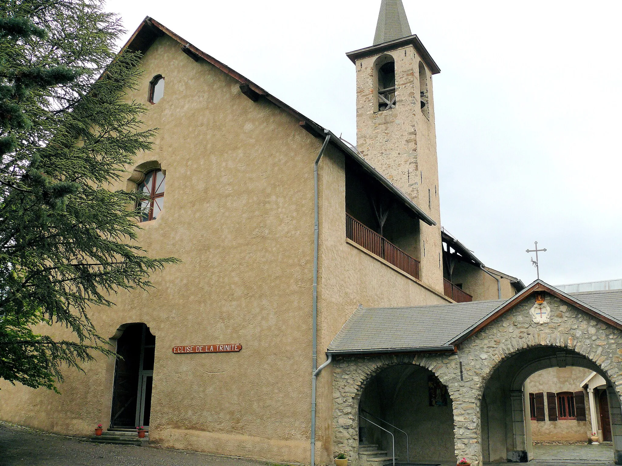Photo showing: Couvent des Trinitaires de Faucon-de-Barcelonnette - Eglise de la Trinité