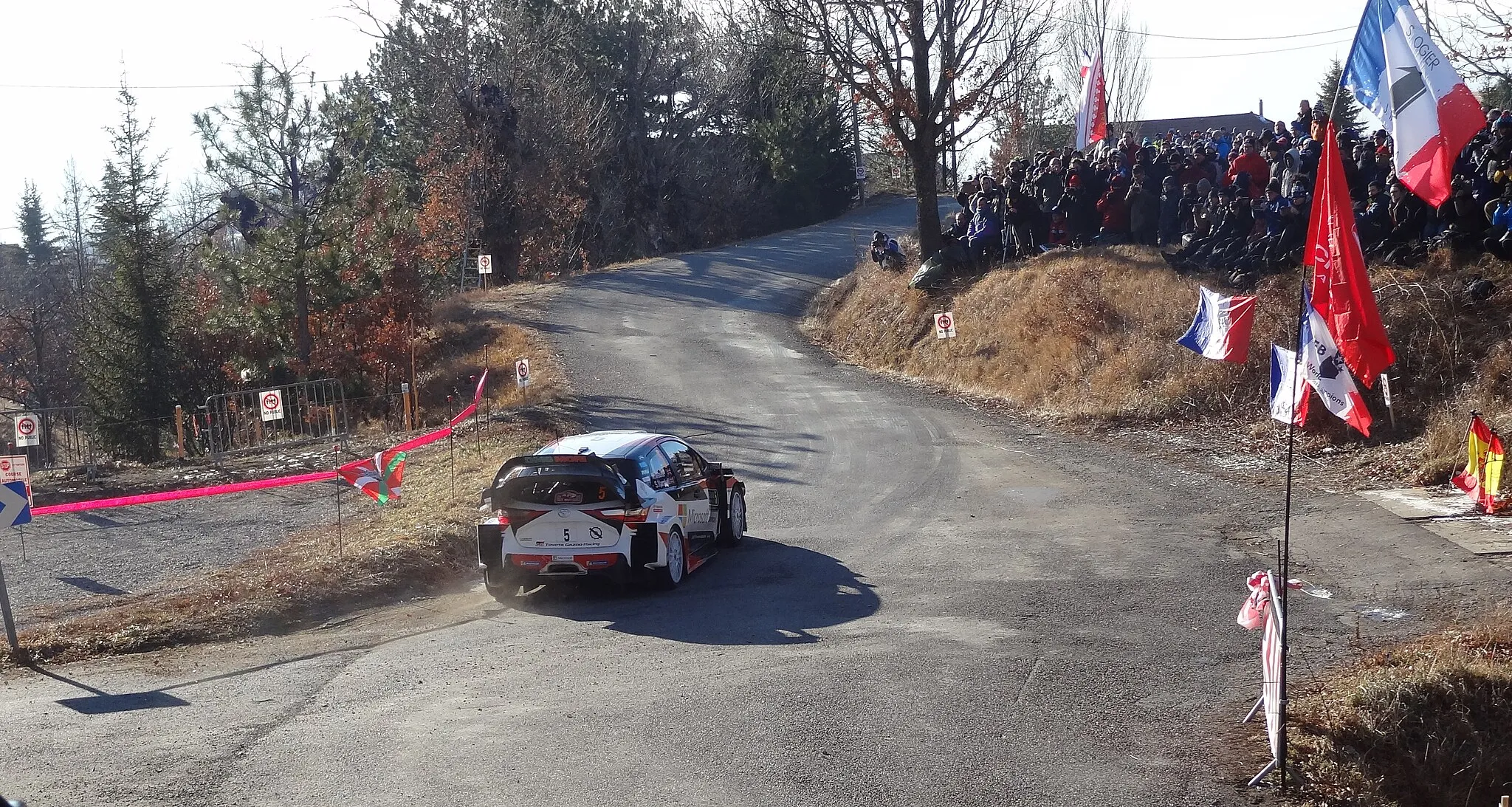 Photo showing: Toyota Yaris WRC de Kris Meeke au Rallye Monte-Carlo 2019.