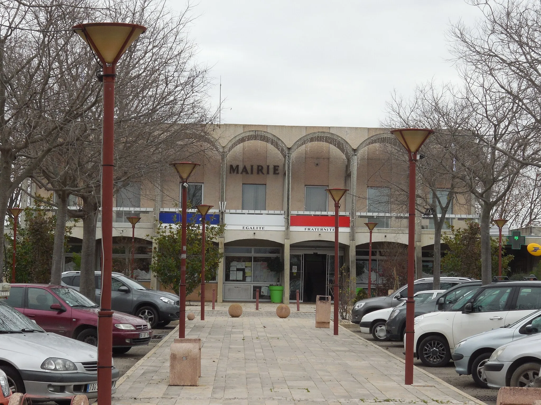 Photo showing: Mairie de Rodilhan - Décembre 2015