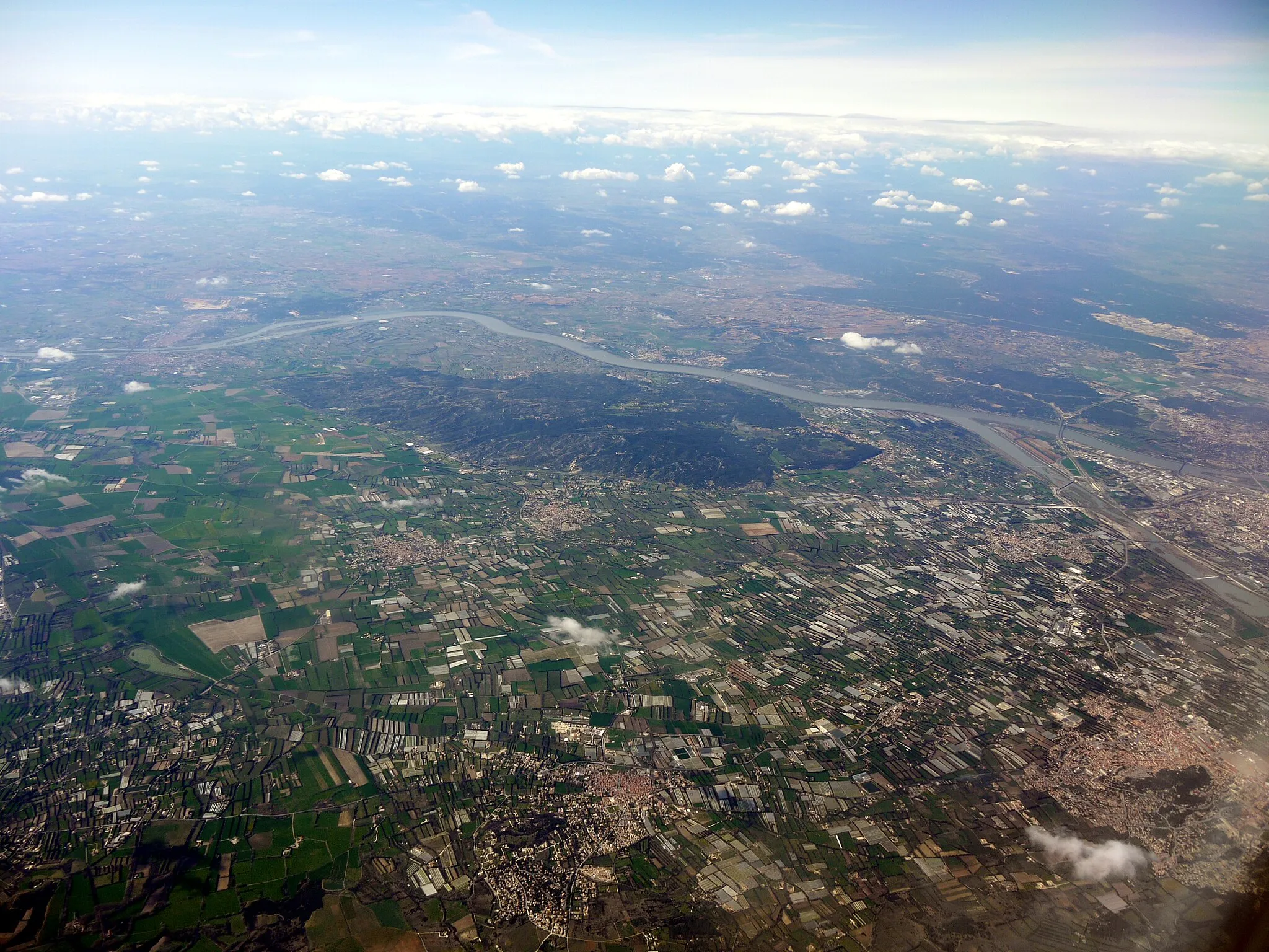 Photo showing: Graveson et Rognonas, photograph taken from the sky, on the fly line between Marseille and Stockholm.