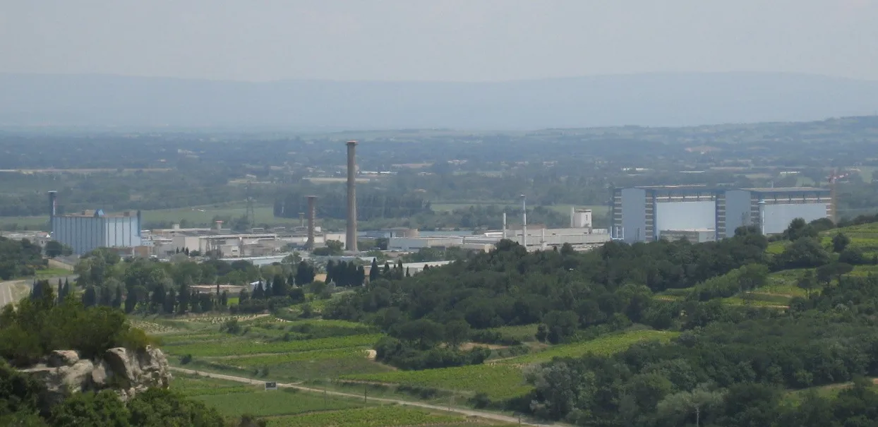 Photo showing: Marcoule nuclear center, in France