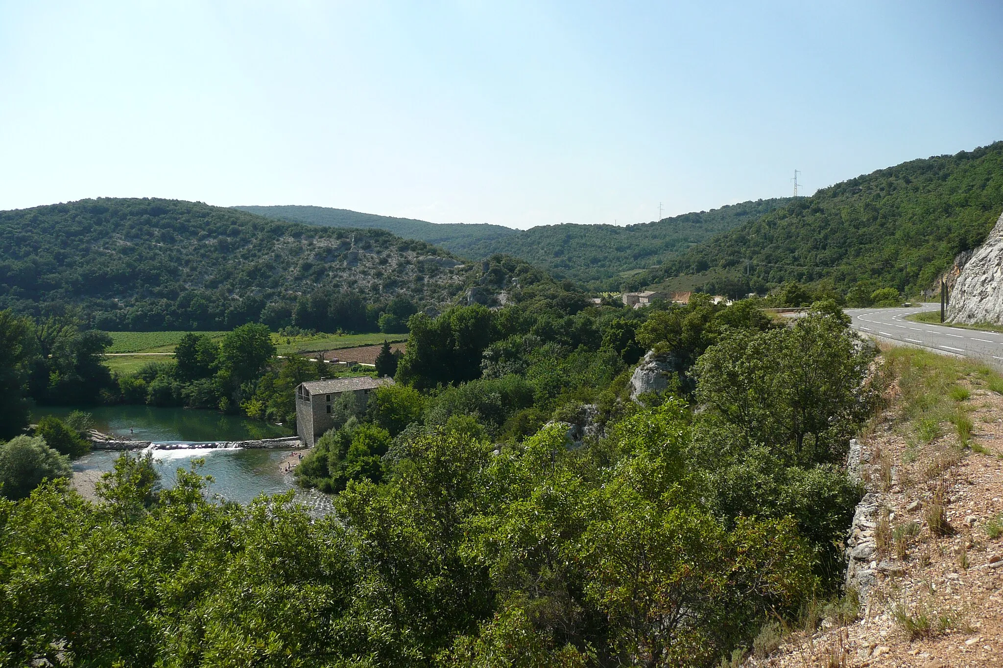 Photo showing: La Cèze près de Montclus (Gard).