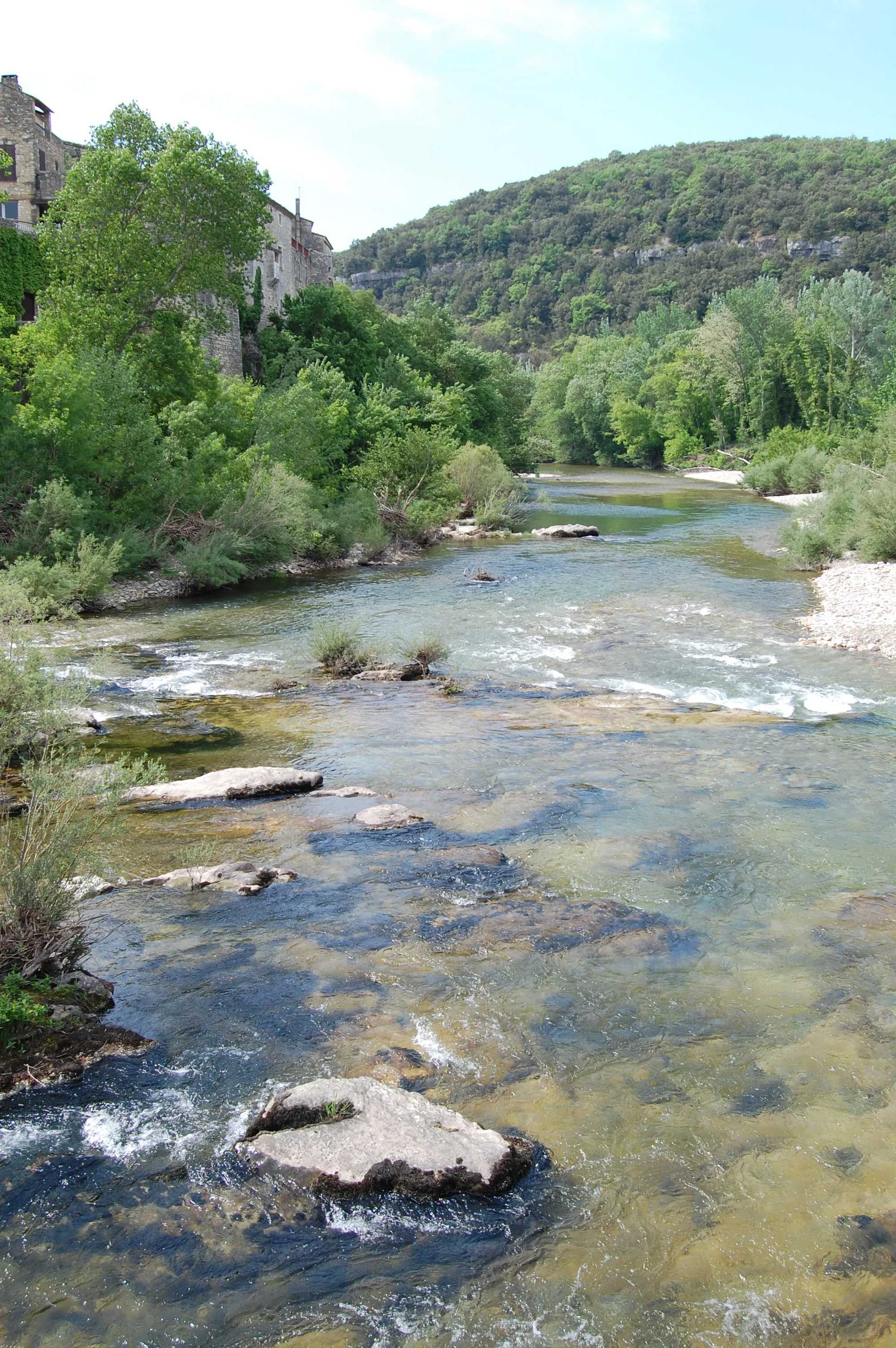 Photo showing: Cèze River near Montclus