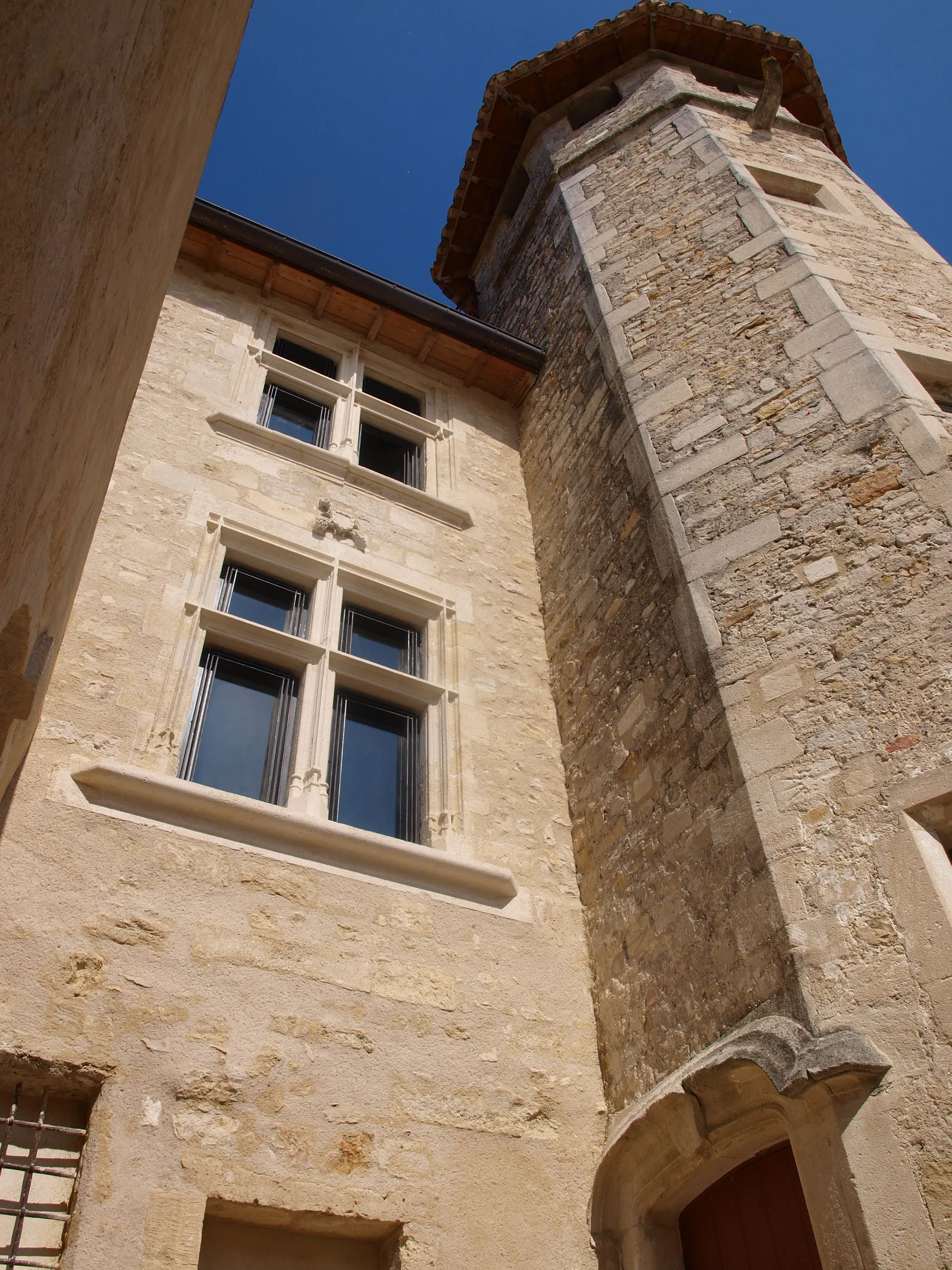 Photo showing: The tower of the Presbytery in the center of the Village