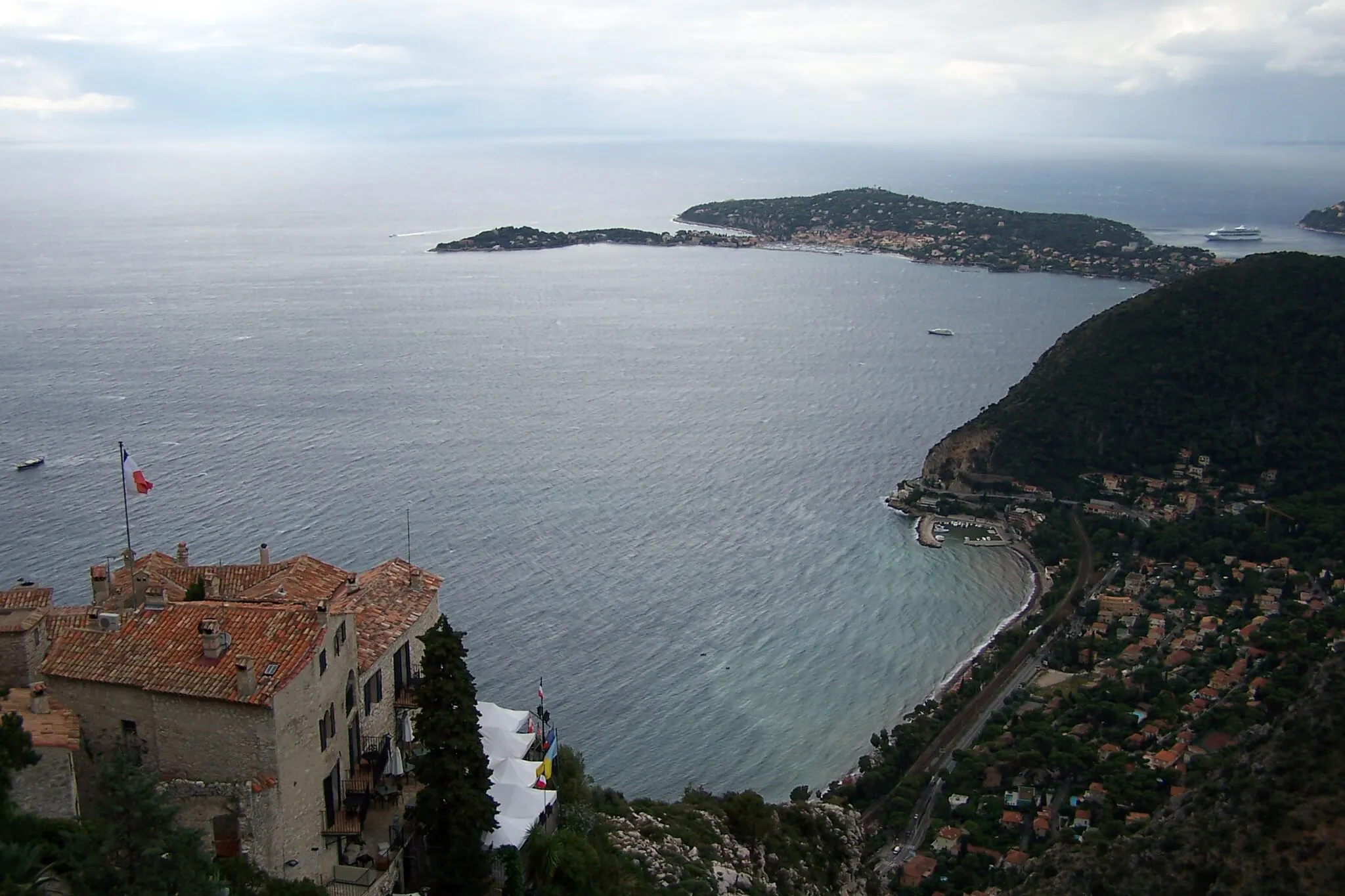 Photo showing: View from Eze to Cap Ferrat.